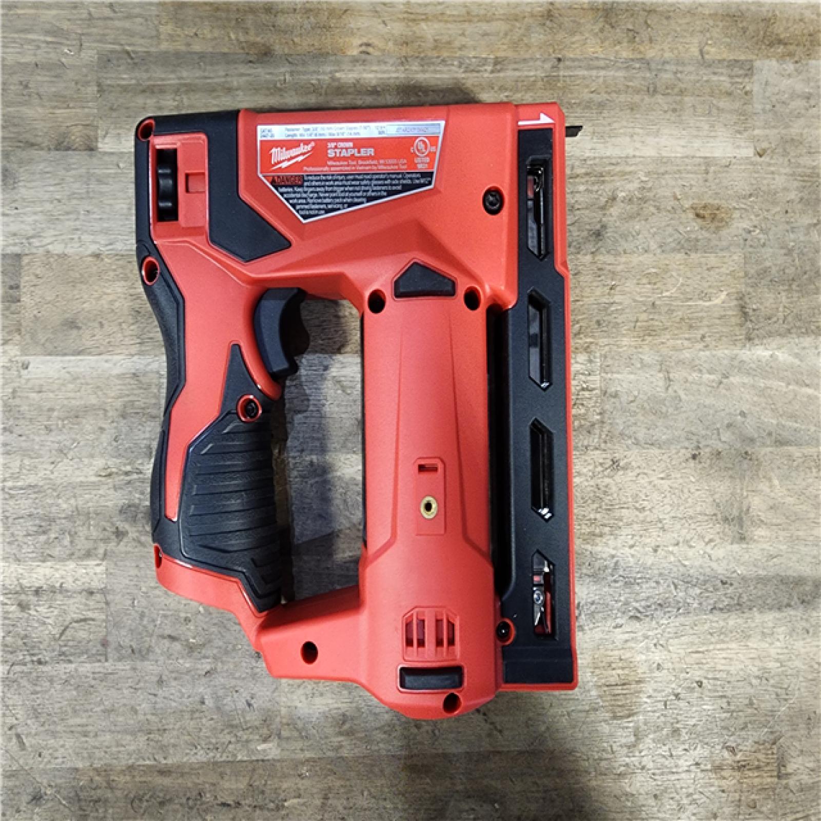 HOUSTON LOCATION - AS-IS Milwaukee M12 3/8 Crown Stapler (Tool Only)