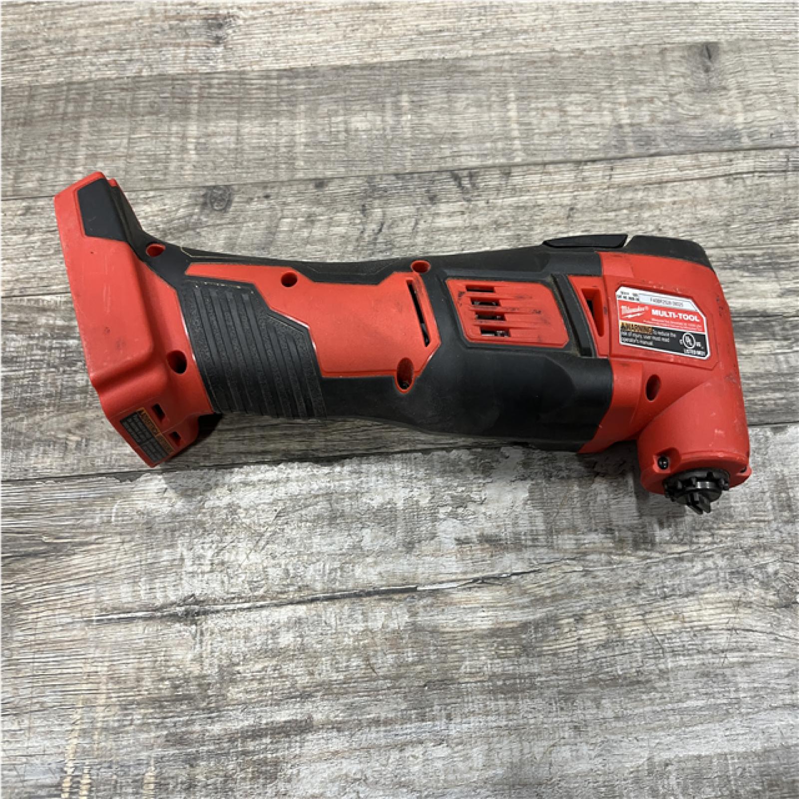 AS-IS Milwaukee 18V Lithium-Ion Cordless Oscillating Multi-Tool (Tool-Only)