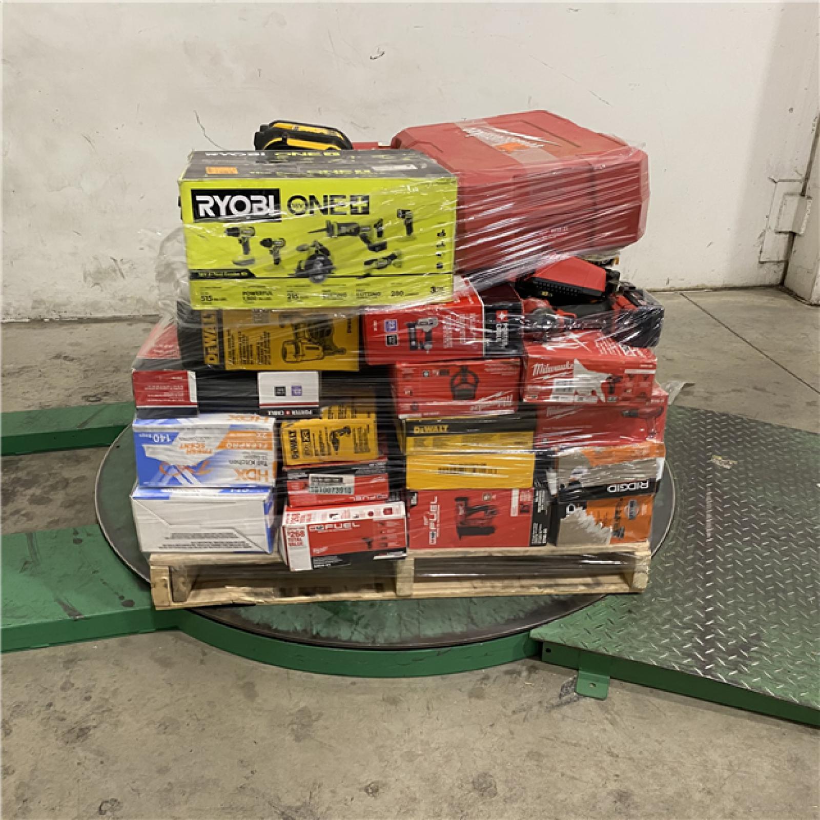 Dallas Location - As-Is Tool Pallet