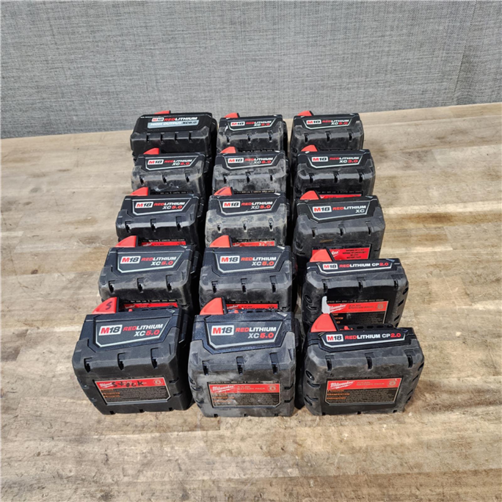 HOUSTON LOCATION - AS-IS MILWAUKEE BATTERY PACK QTY - 15