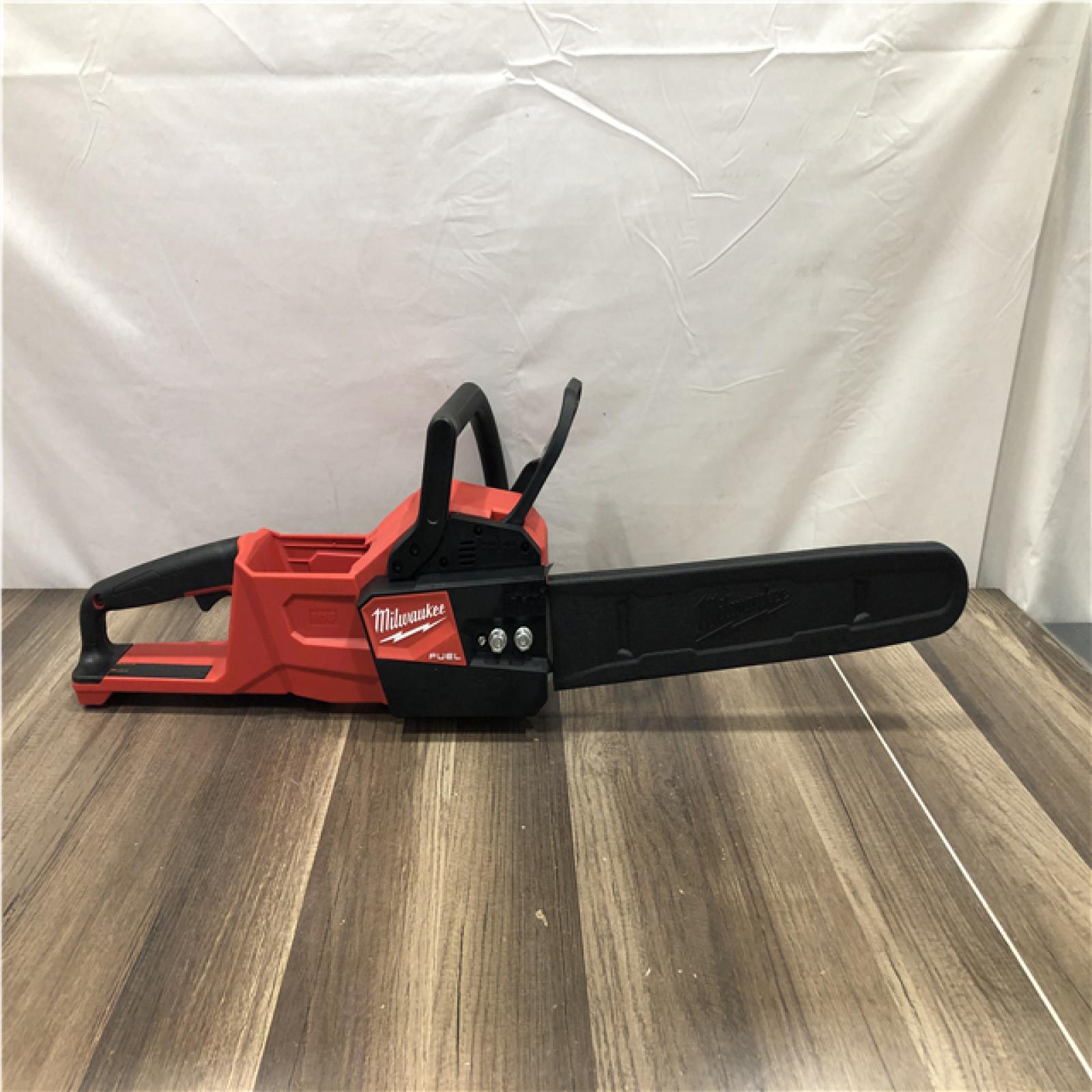 AS-IS - Milwaukee FUEL 16 in. 18V Lithium-Ion Brushless Battery Chainsaw (Tool-Only)