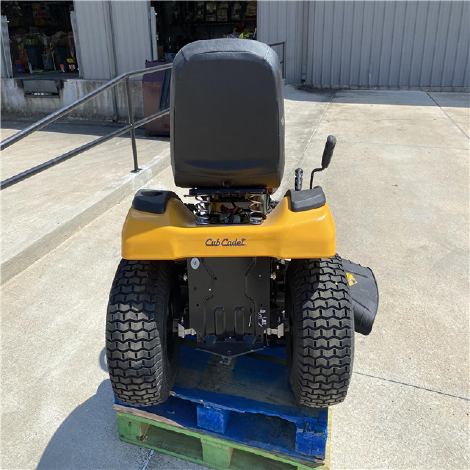 Houston Location - CUB CADET XT1 LT42
