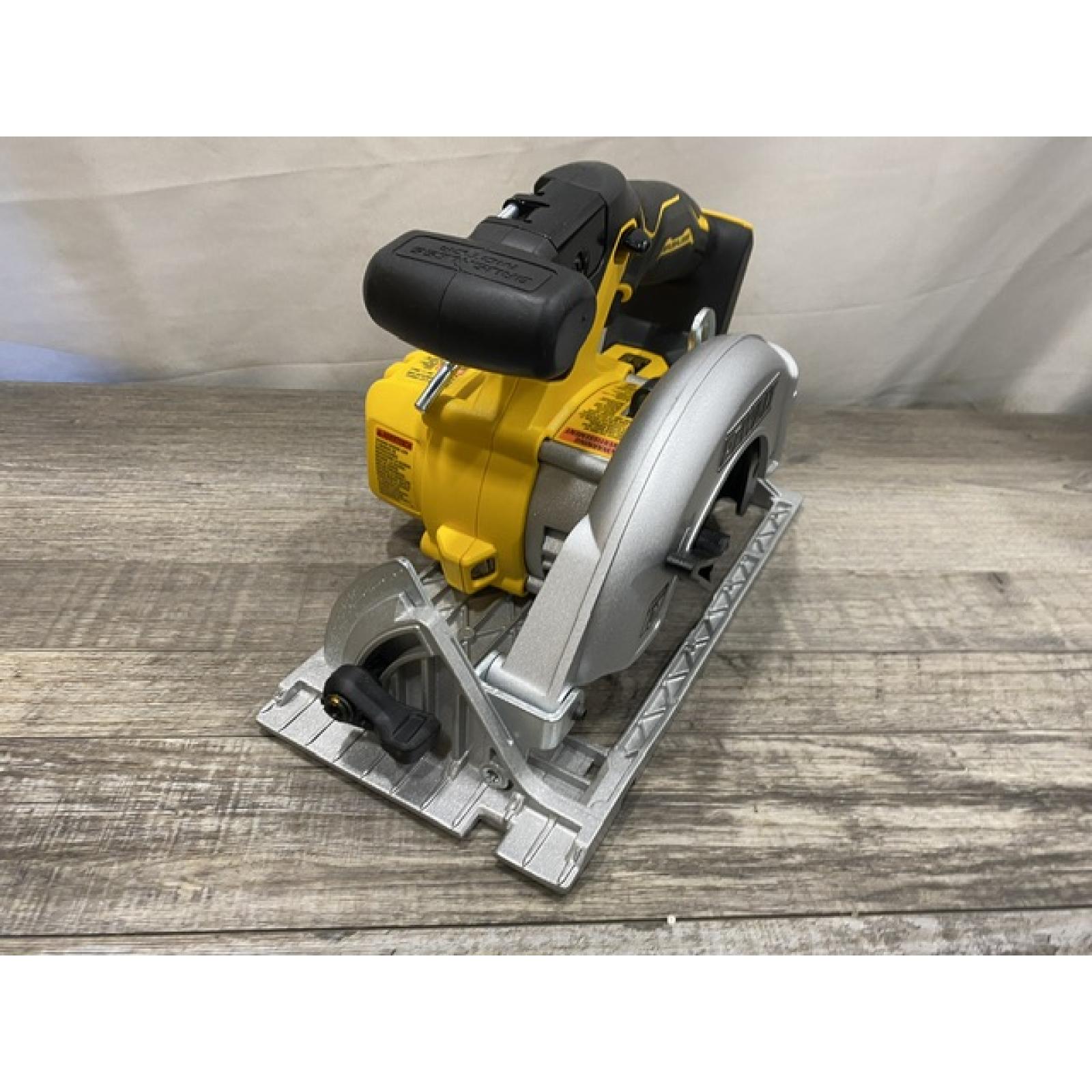 AS-IS DEWALT 20V MAX Cordless Brushless 6-1/2 in. Sidewinder Style Circular Saw (Tool Only)