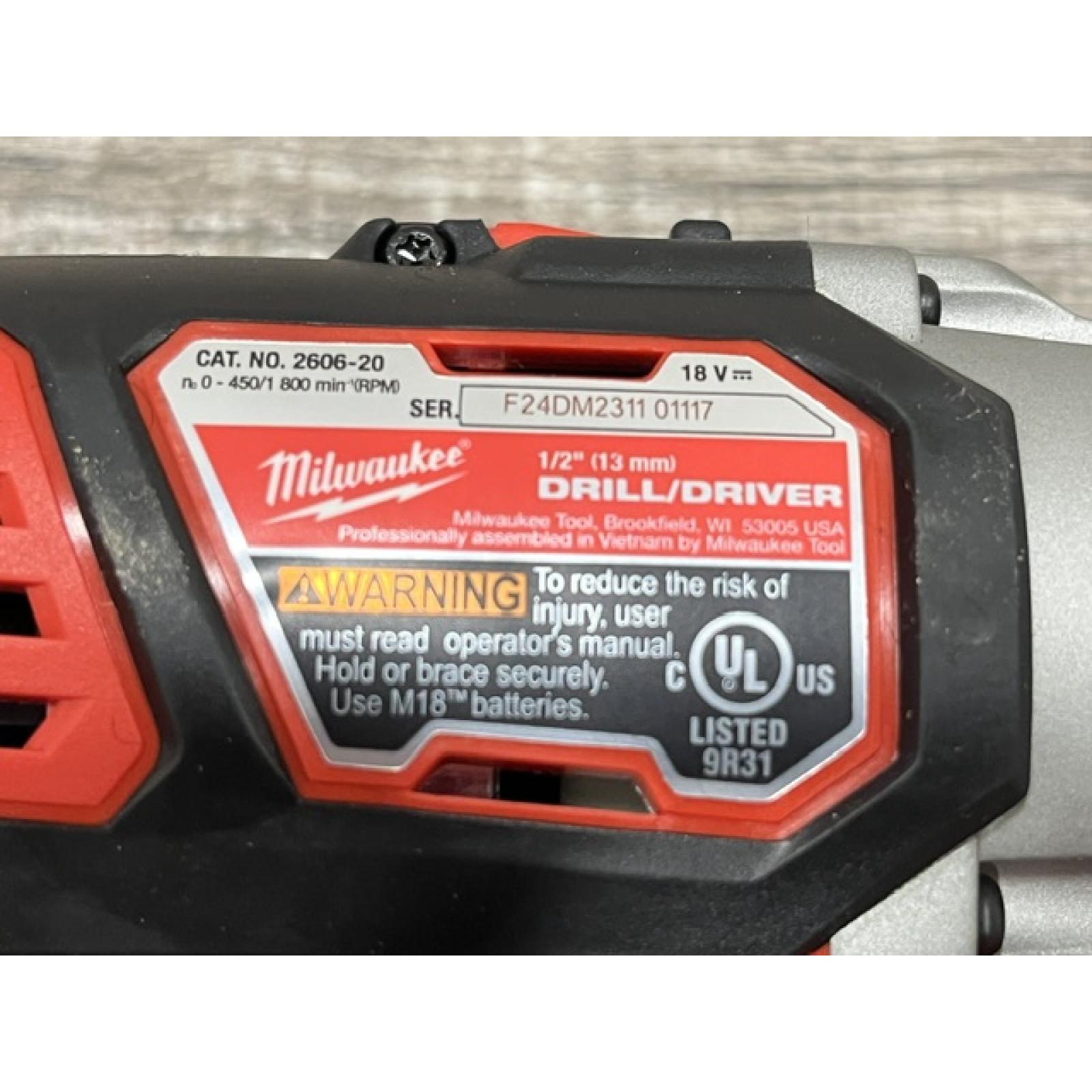 AS-IS Milwaukee 18V Lithium-Ion Cordless Drill Driver/Impact Driver Combo Kit
