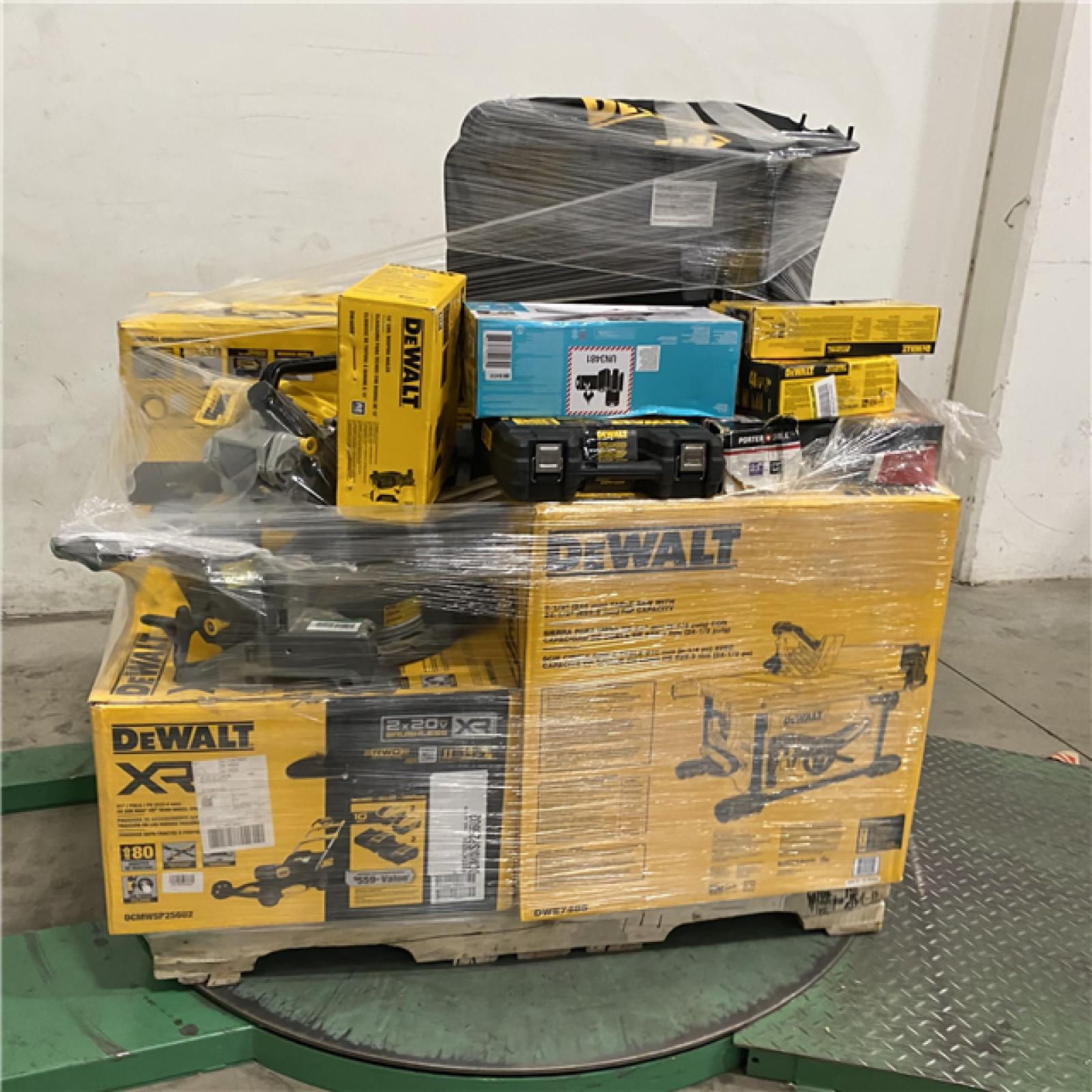 Dallas Location - As-Is DEWALT Tool Pallet