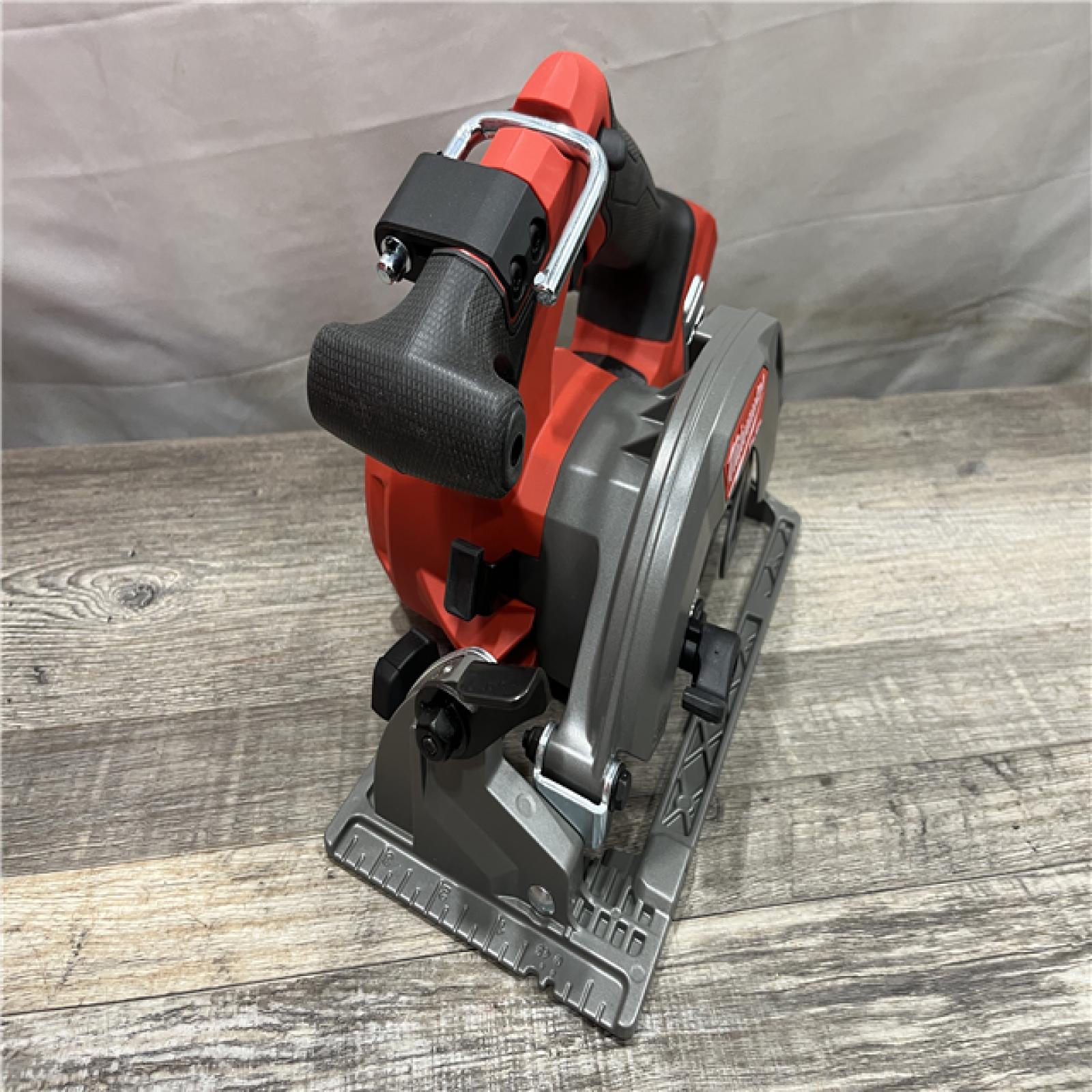 AS-IS Milwaukee FUEL 18V Lithium-Ion Brushless Cordless 6-1/2 in. Circular Saw (Tool-Only)