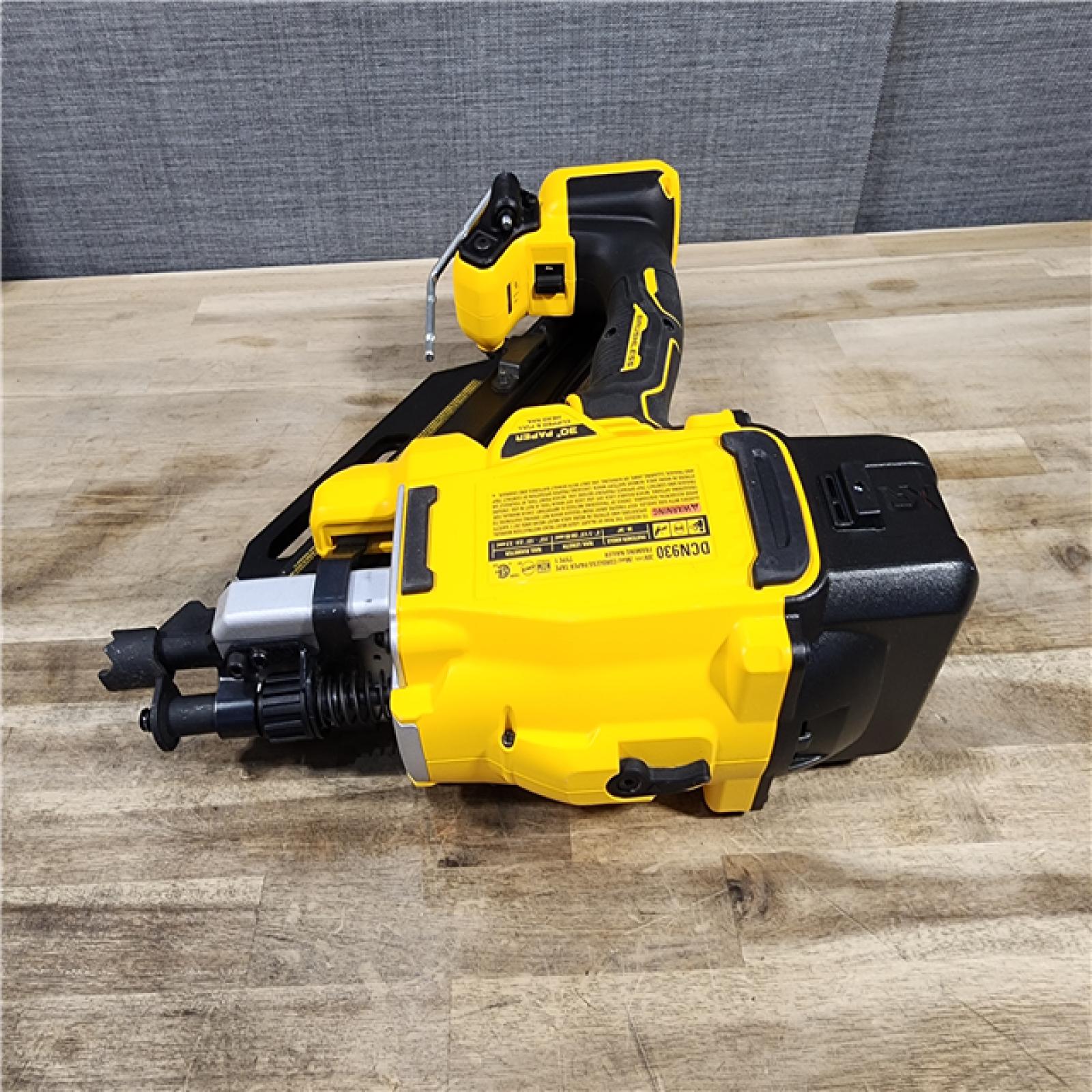 HOUSTON LOCATION - AS-IS DEWALT 20-Volt 30° Cordless Framing Nailer (Tool-Only)