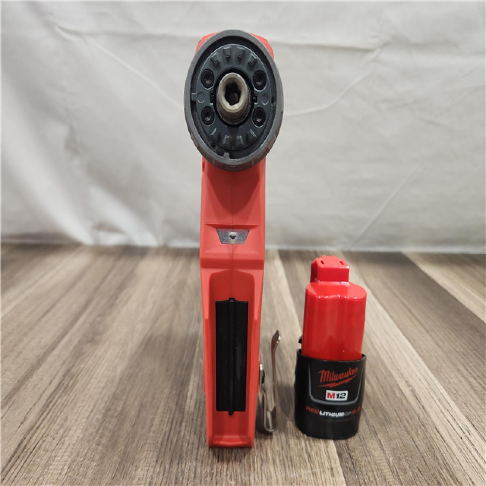 AS-IS- Milwaukee M12 FUEL Lithium-Ion 3/8 in. Cordless Installation Drill Driver Kit (2 Ah)