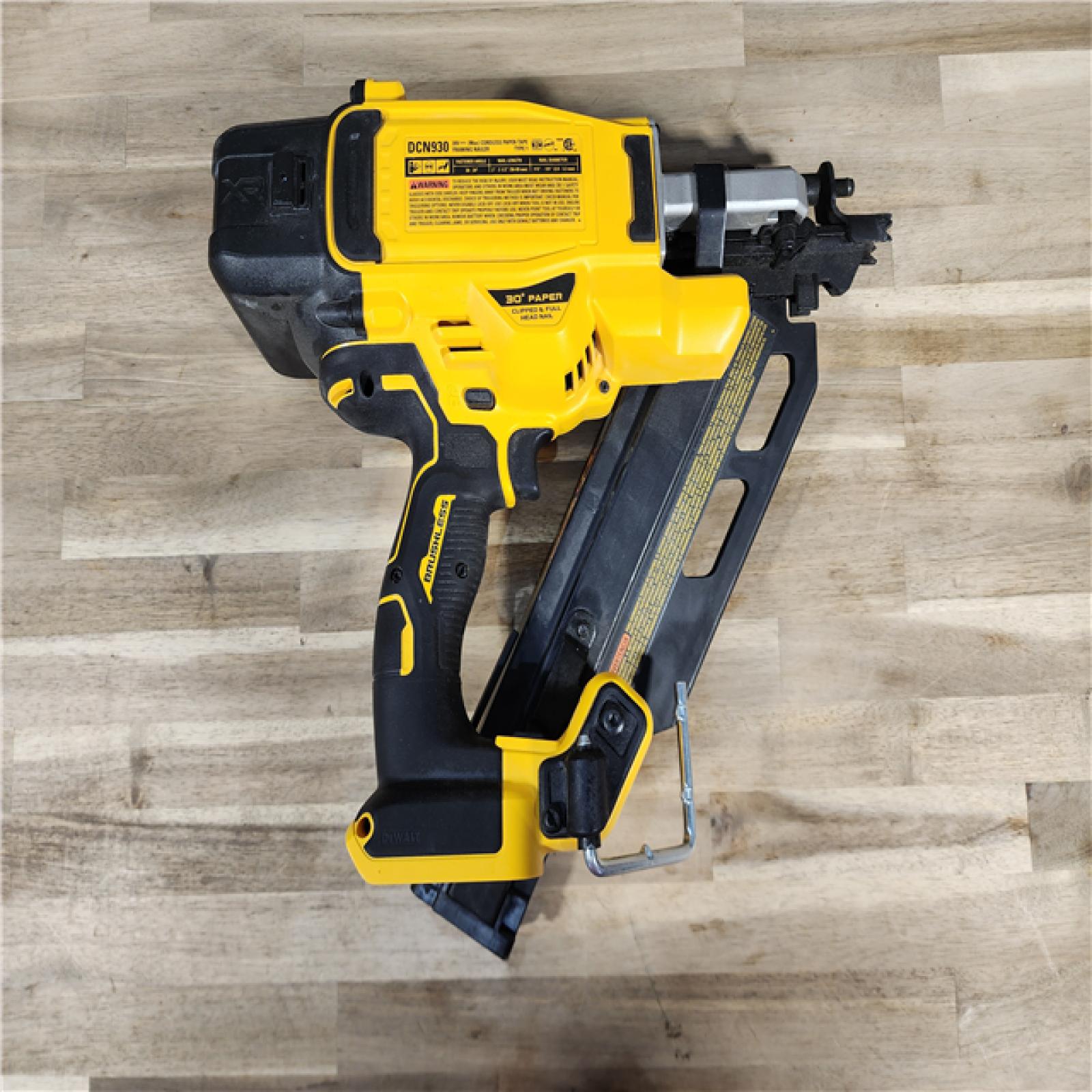 HOUSTON LOCATION - AS-IS DEWALT 20-Volt 30° Cordless Framing Nailer (Tool-Only)