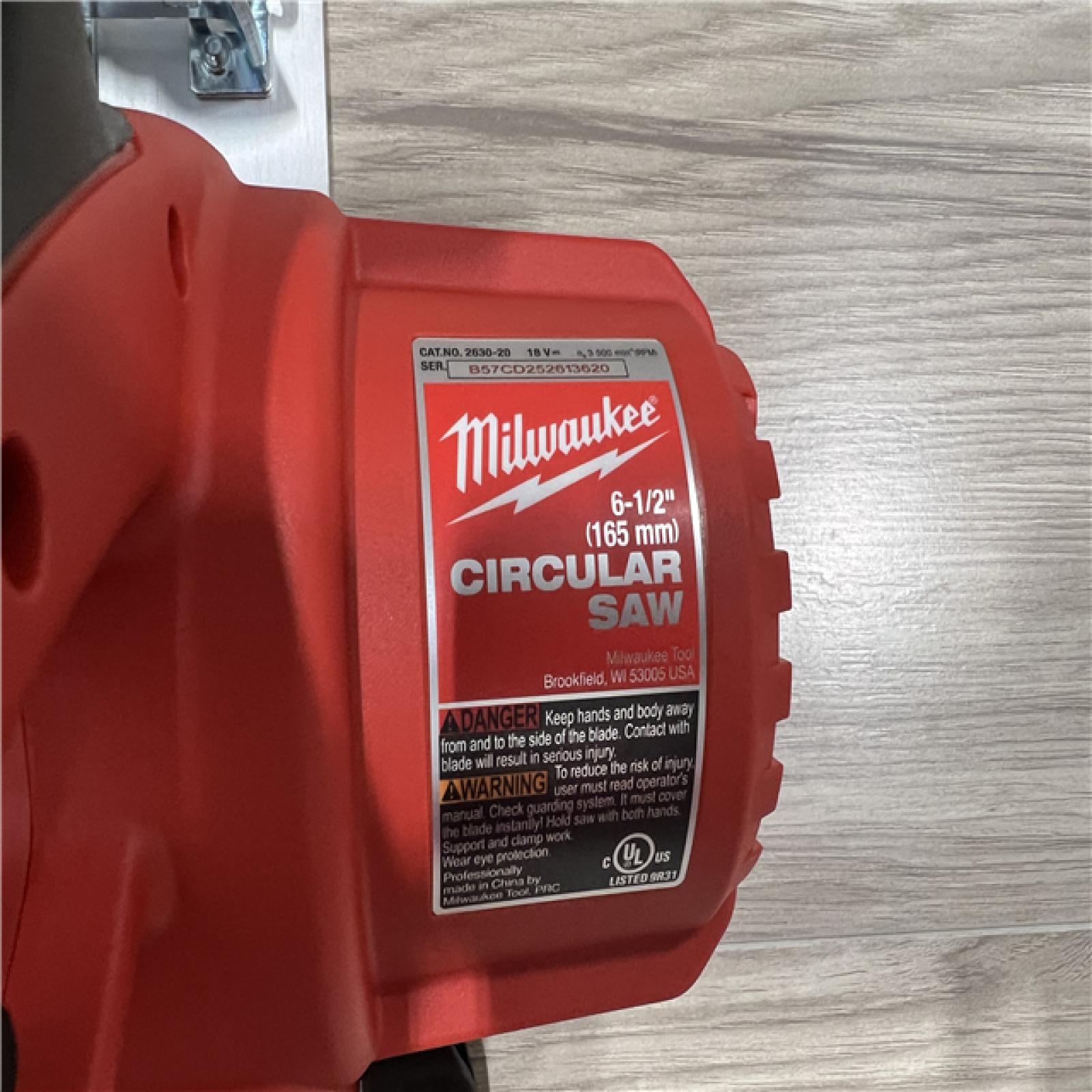 AS-IS Milwaukee 2691-26 18V M18 Lithium-Ion Cordless 6-Tool Combo Kit 3.0 Ah