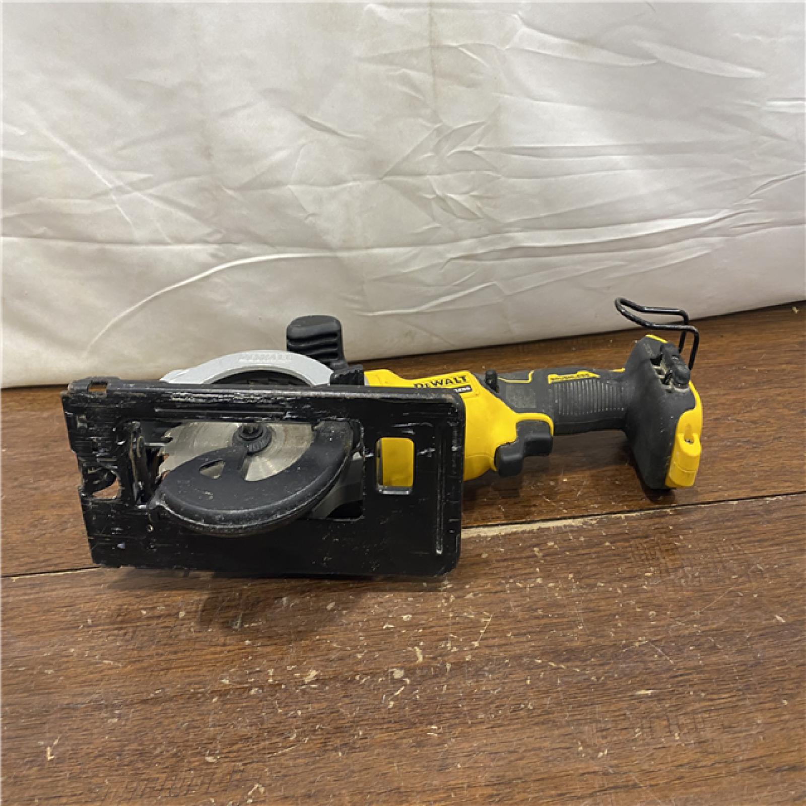 AS-DEWALT ATOMIC 20V MAX Cordless Brushless 4-1/2 in. Circular Saw (Tool Only)