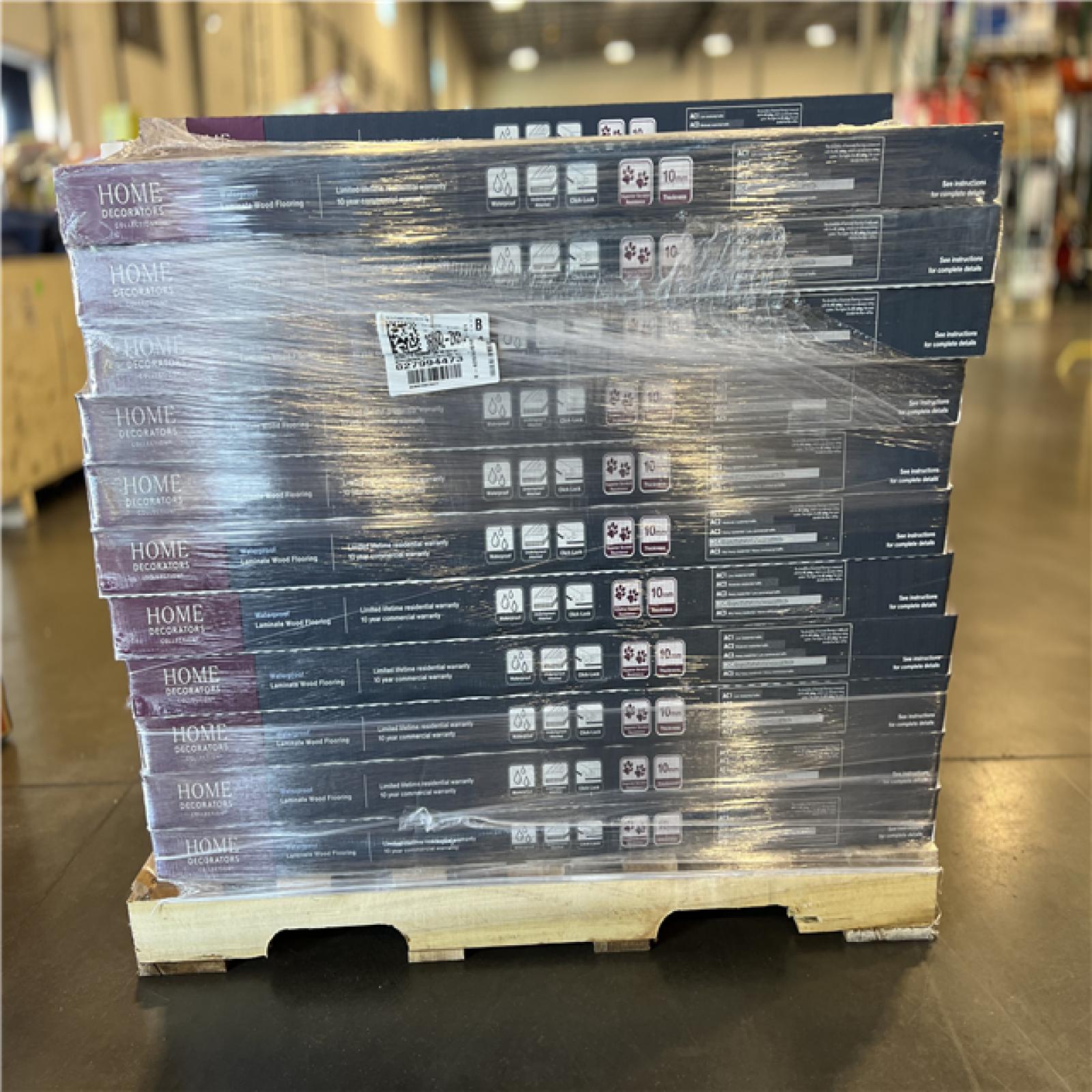 DALLAS LOCATION - Home Decorators Collection Rockwater Oak 10mm T X 8 in W Waterproof Laminate Flooring PALLET( 34 UNITS)