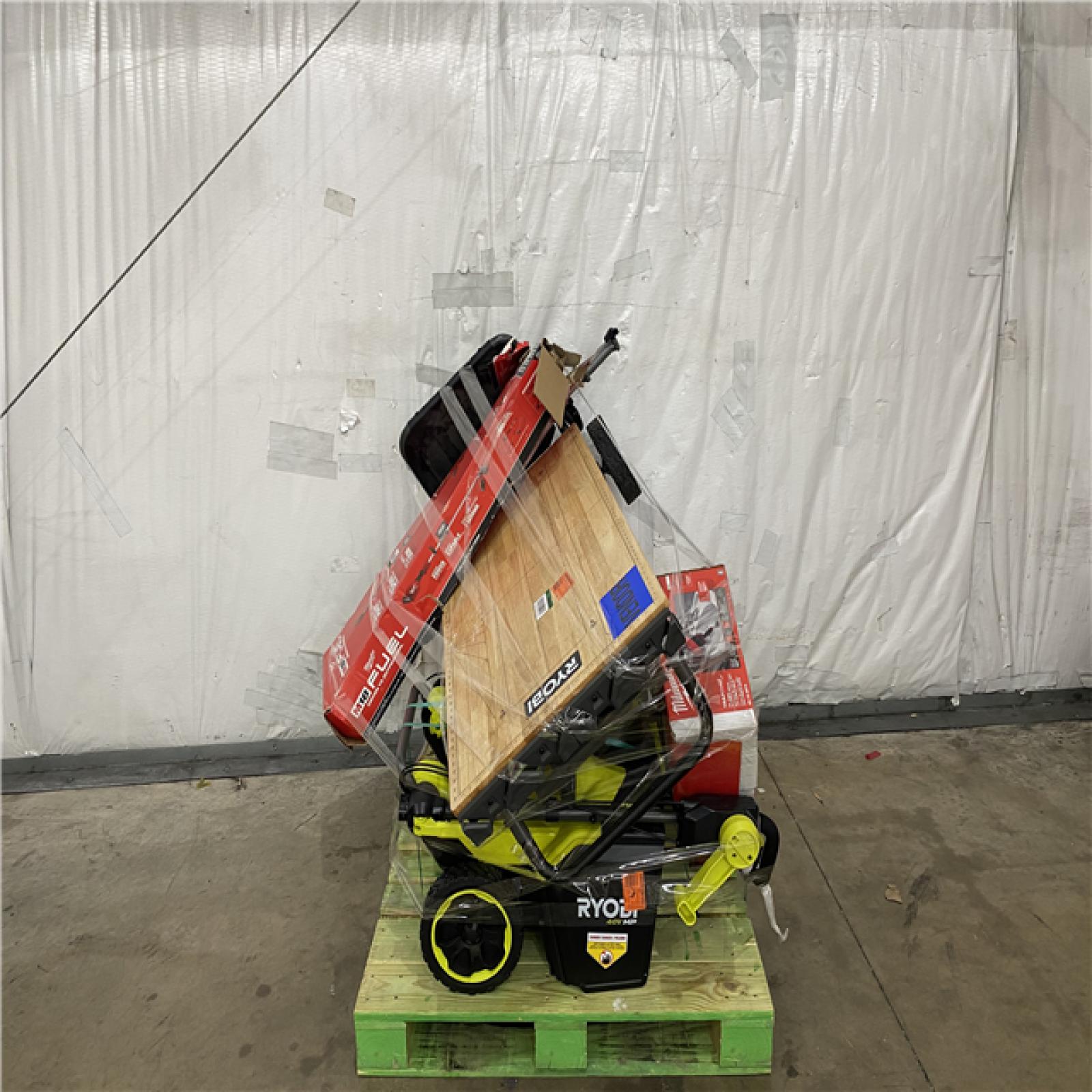 Houston Location AS IS - Tool Pallet