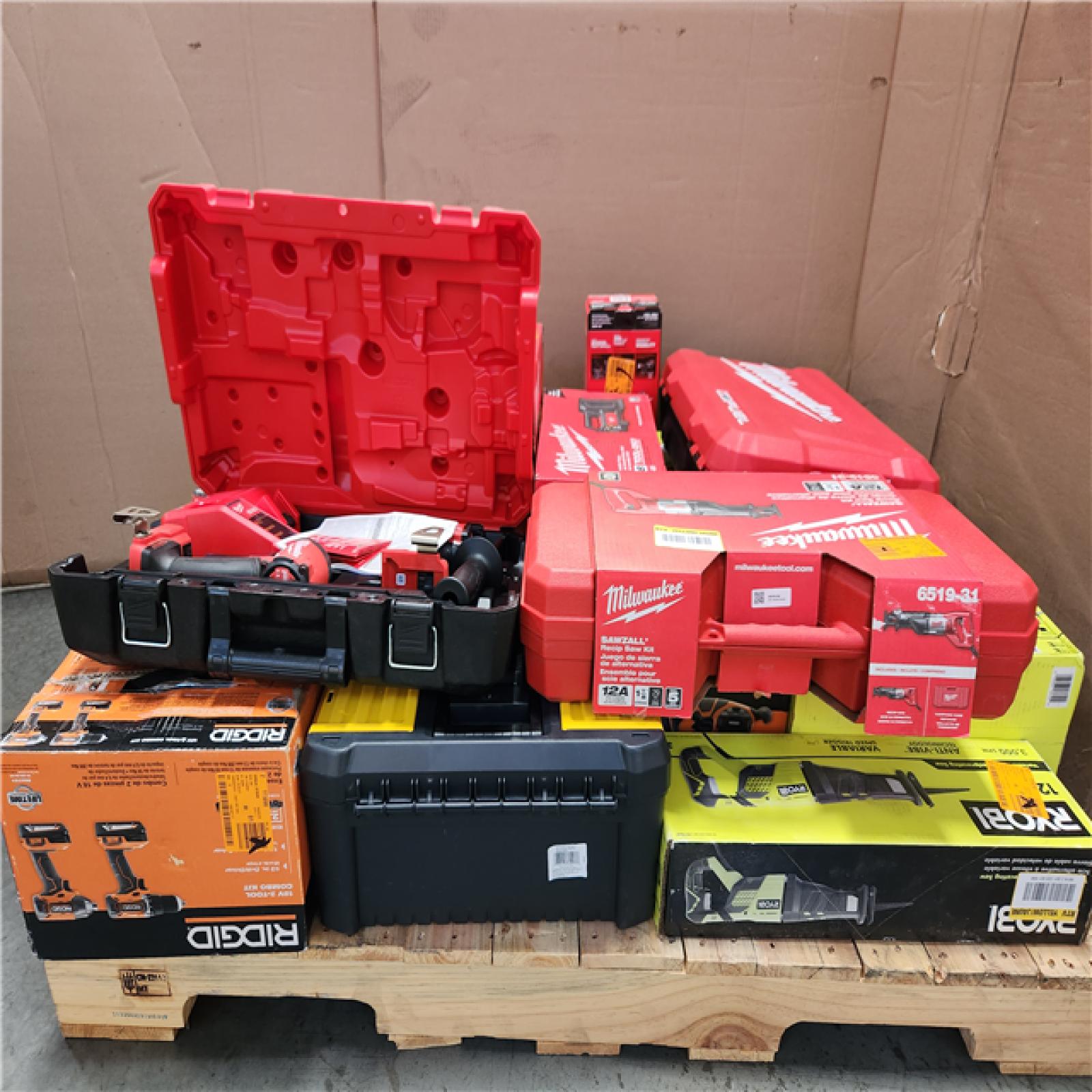 CALIFORNIA AS-IS TOOL PALLET