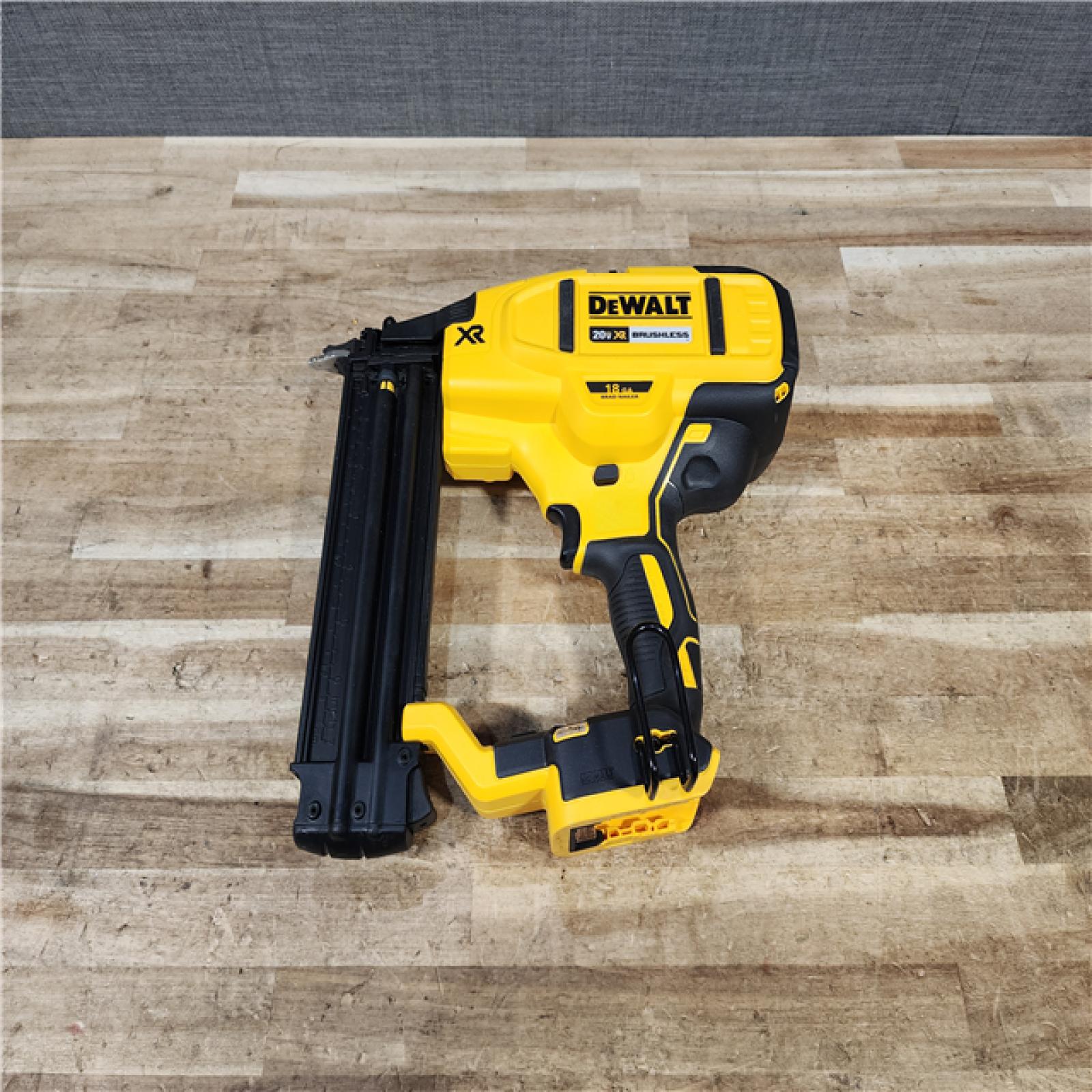 HOUSTON LOCATION - AS - IS DeWalt 20V MAX XR Lithium-Ion Cordless 18-Gauge Brad Nailer (Tool Only)