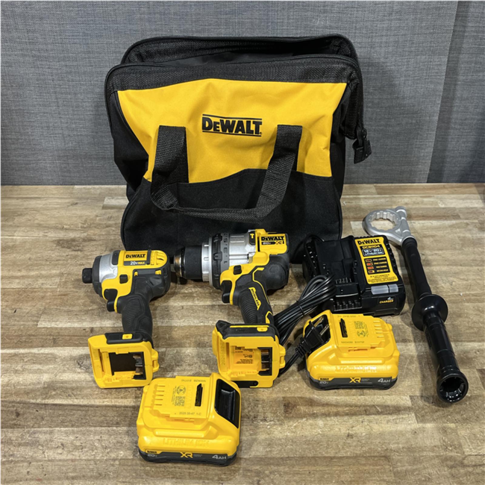 Houston Location AS-IS DEWALT 20V XR Lithium-Ion Cordless Brushless 1/2 in. Drill/Driver Kit