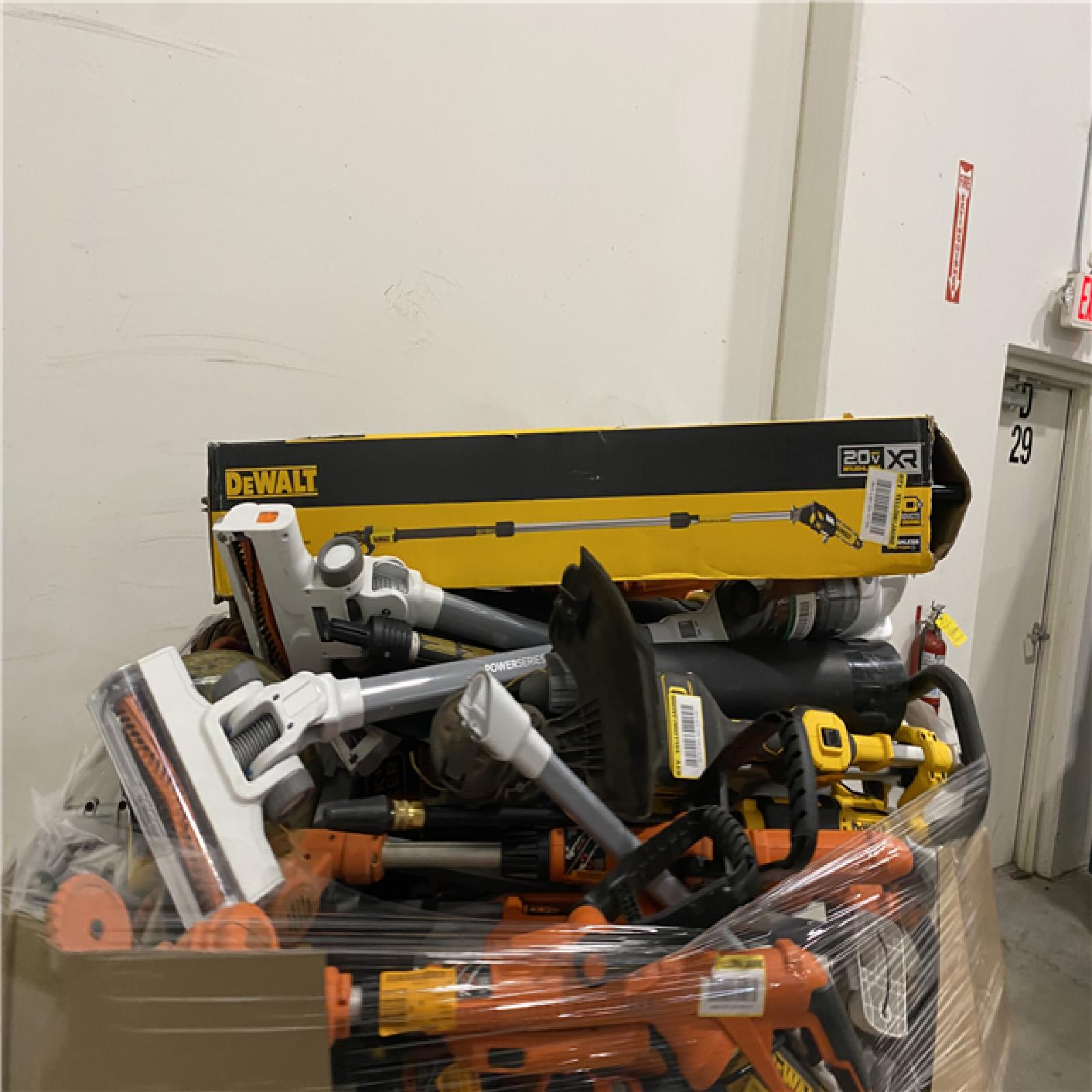Dallas Location - As-Is DEWALT Tool Pallet