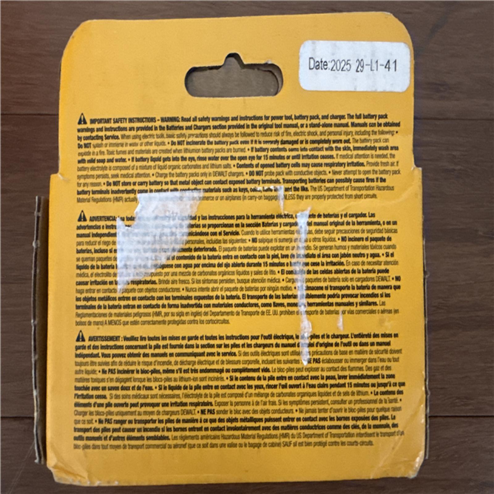 California NEW/Sealed Box DeWalt 5AH Battery (1)