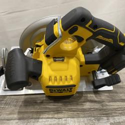 AS-IS DEWALT 20-Volt MAX 7-1/4 in. Cordless Circular Saw (Tool Only)