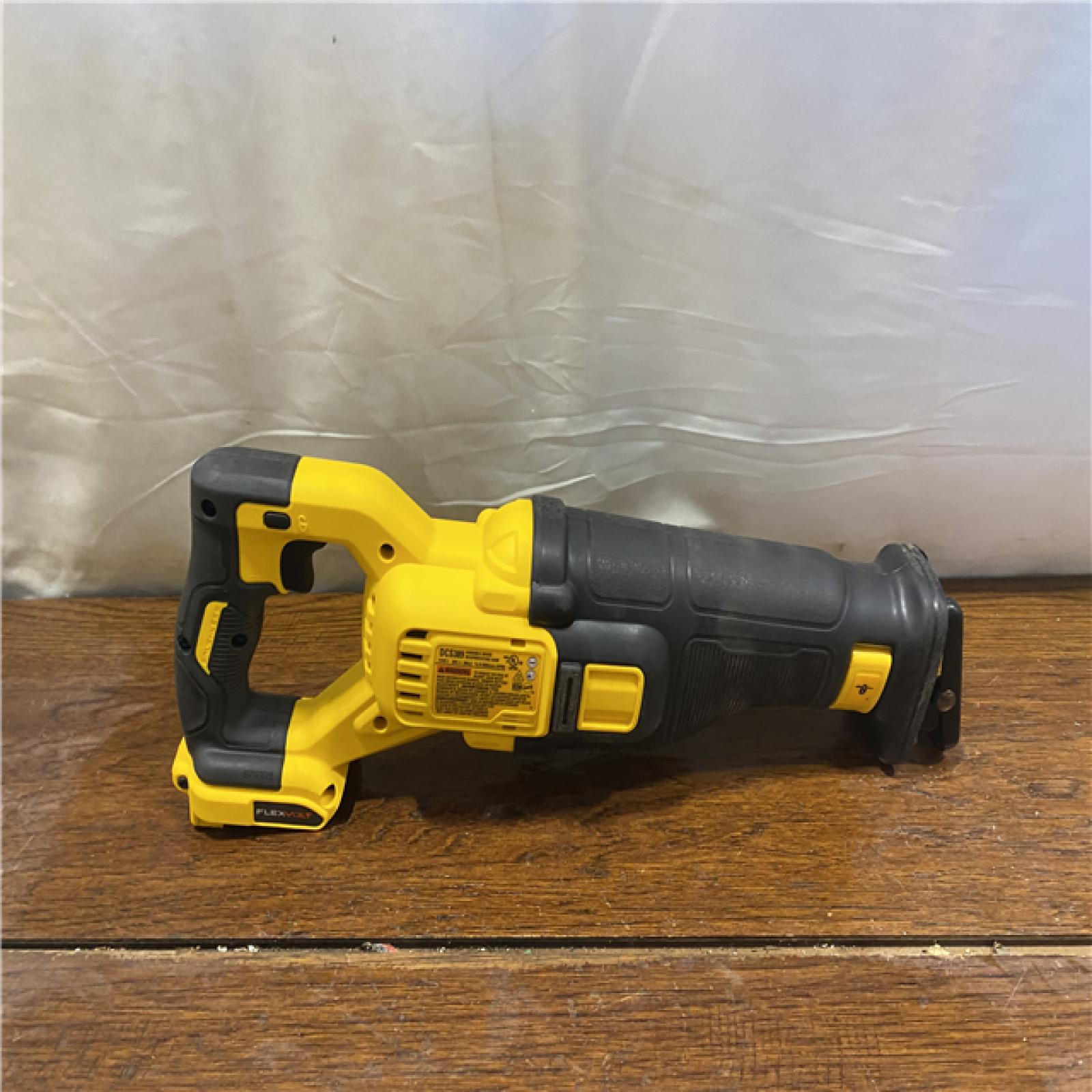 AS-IS DeWalt DCS389B FLEXVOLT 60V MAX Cordless Brushless Reciprocating Saw (Tool-Only)