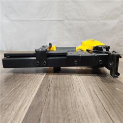 AS-IS- DeWalt DW451S2 16 Gauge 1 Crown 2 Lathing Stapler