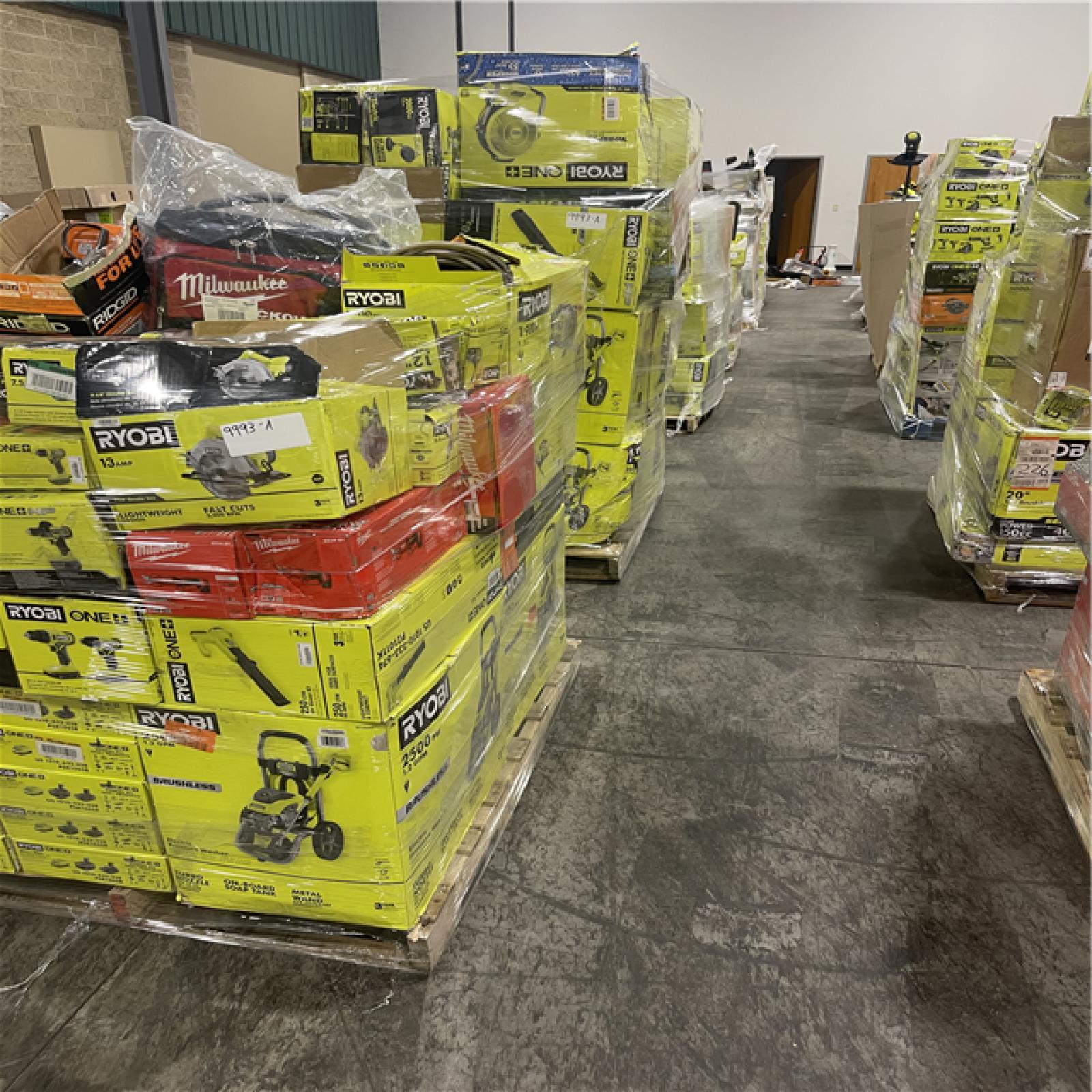 Pittston Location As-Is Power Tools Partial Truckload (12 pallets) 9993-A