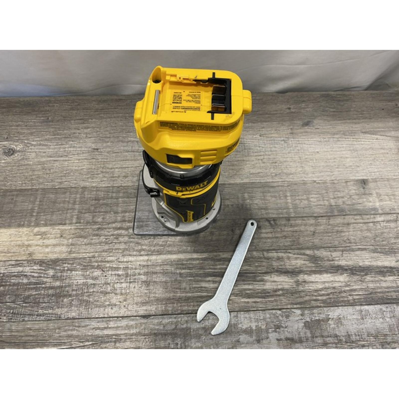 AS-IS DEWALT 20V MAX XR Cordless Brushless Fixed Base Compact Router (Tool Only)