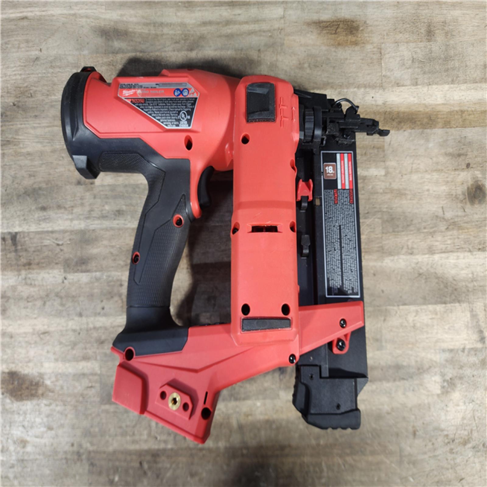 HOUSTON LOCATION - AS-IS Milwaukee M18 Fuel 18V Brushless 18-Gauge Brad Nailer 2746-20 (Bare Tool)