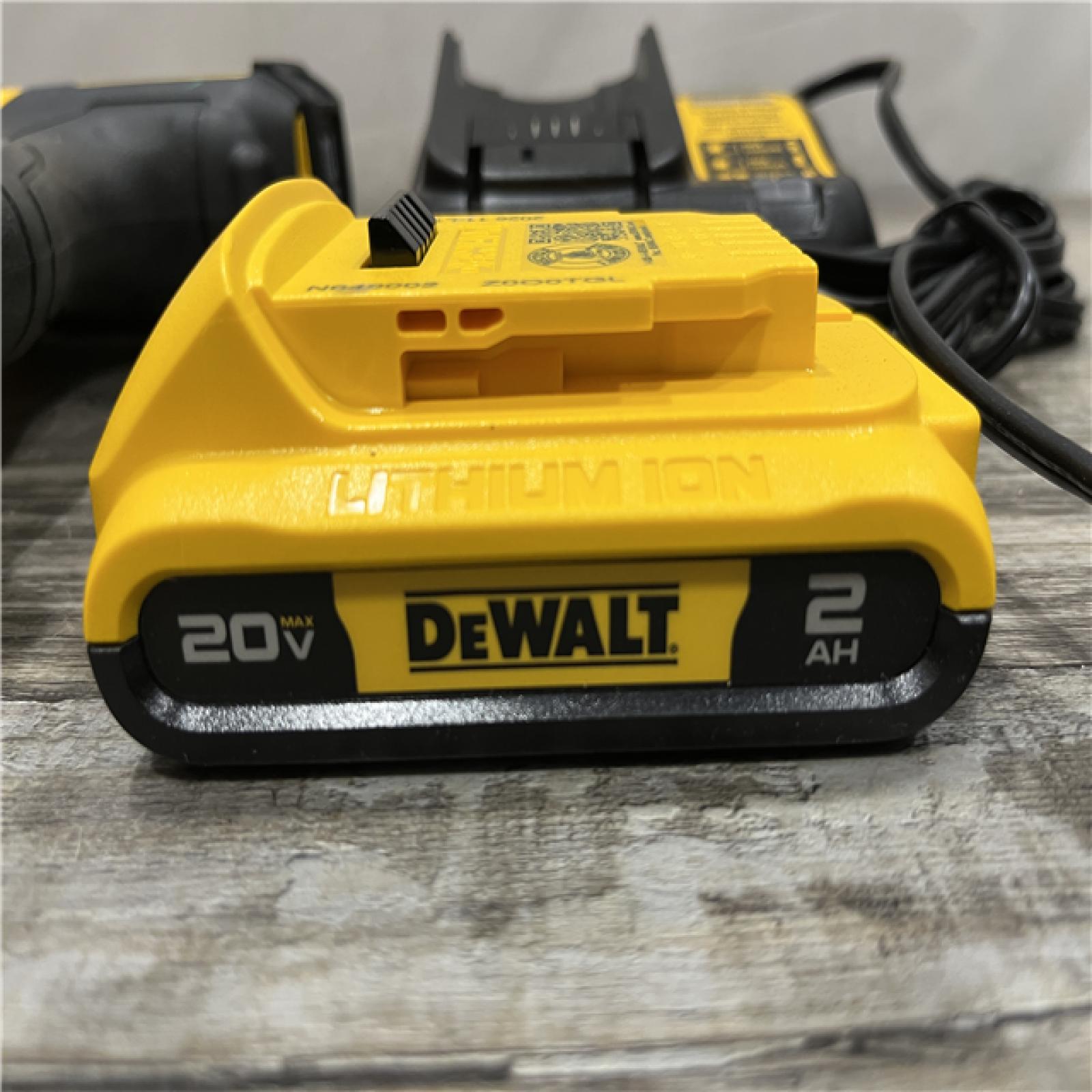 AS-IS DEWALT 20V MAX Cordless Pruner Kit