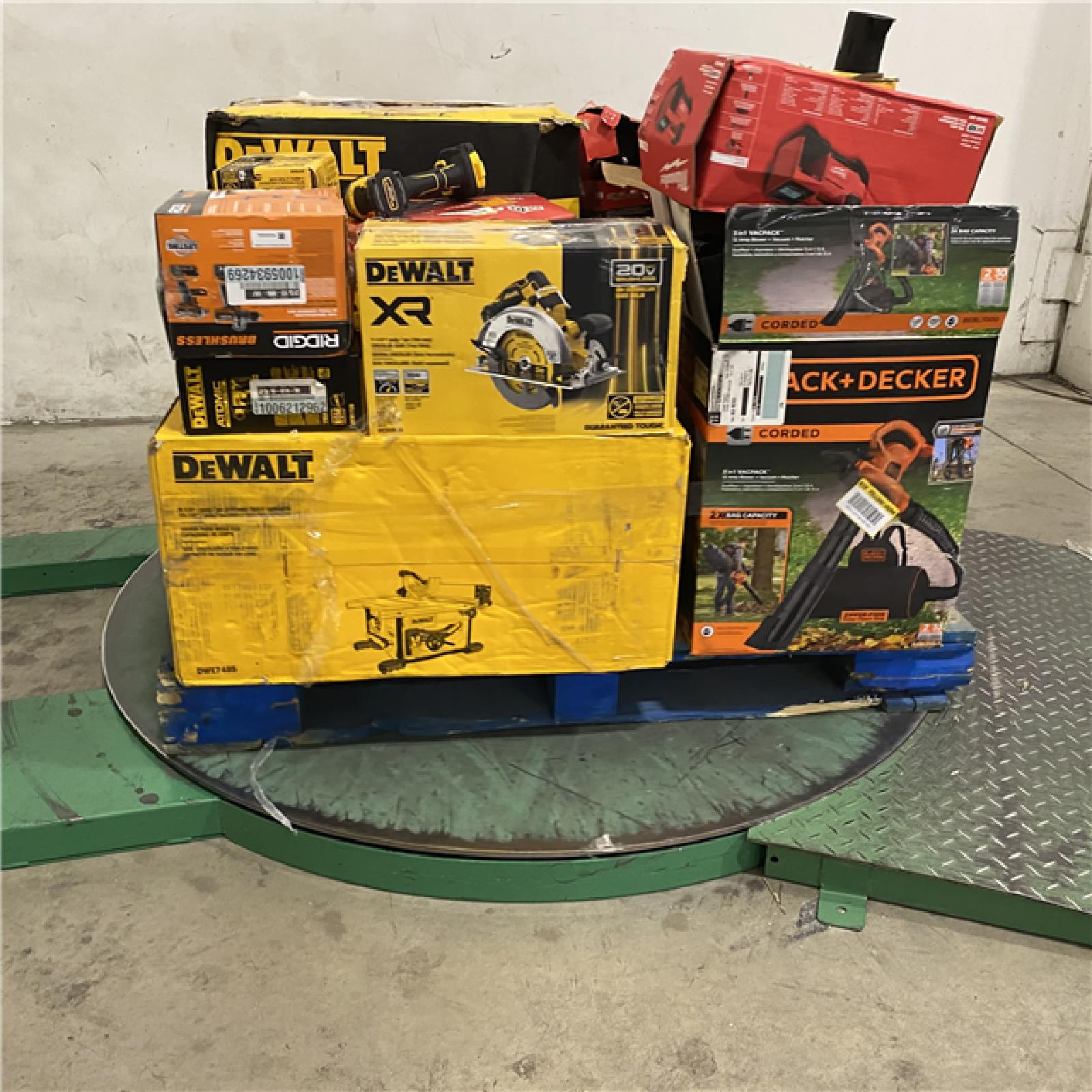 Dallas Location - As-Is Tool Pallet