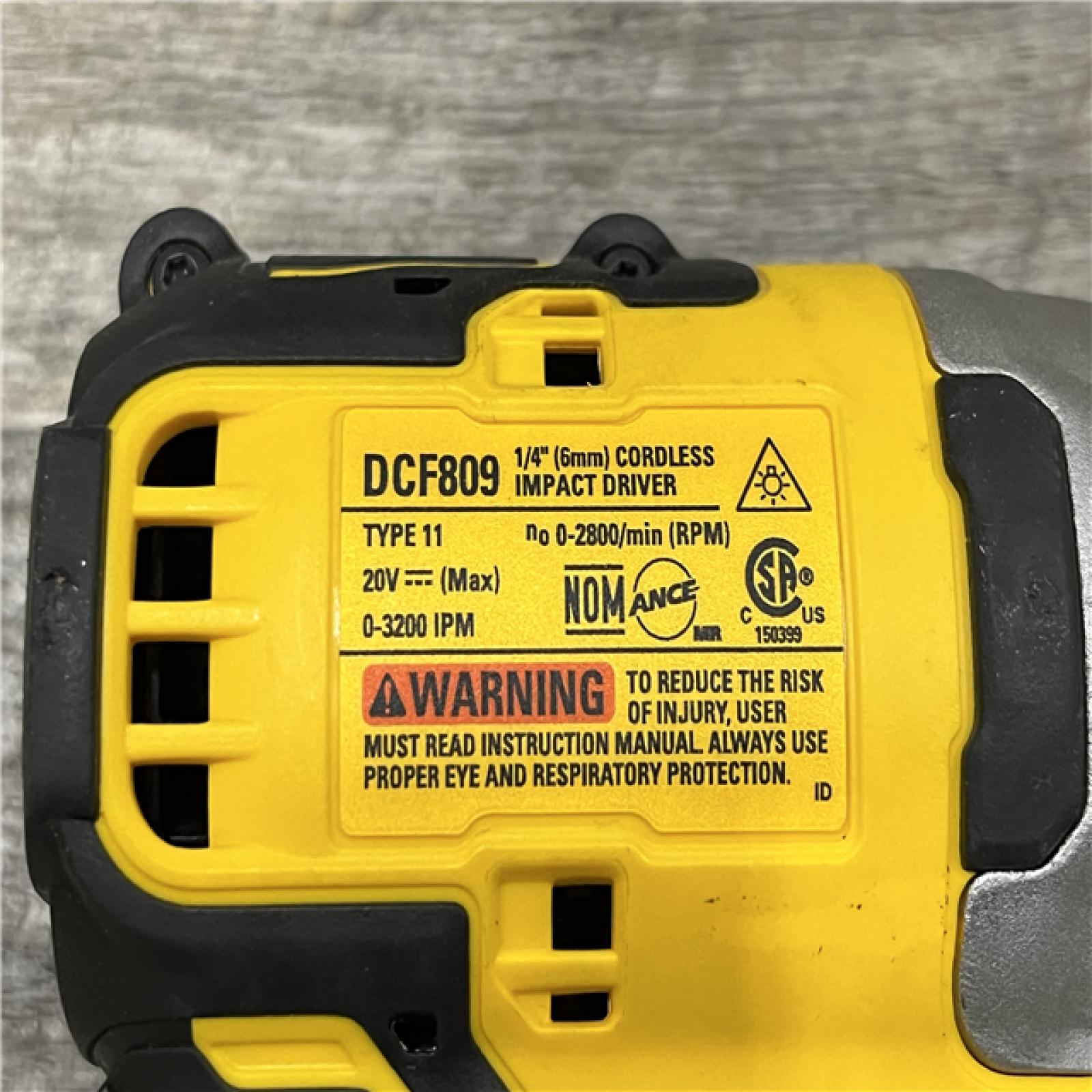 AS-IS DEWALT Atomic 20V Max Lithium-Ion Brushless Cordless Compact 1/4 in. Impact Driver Kit