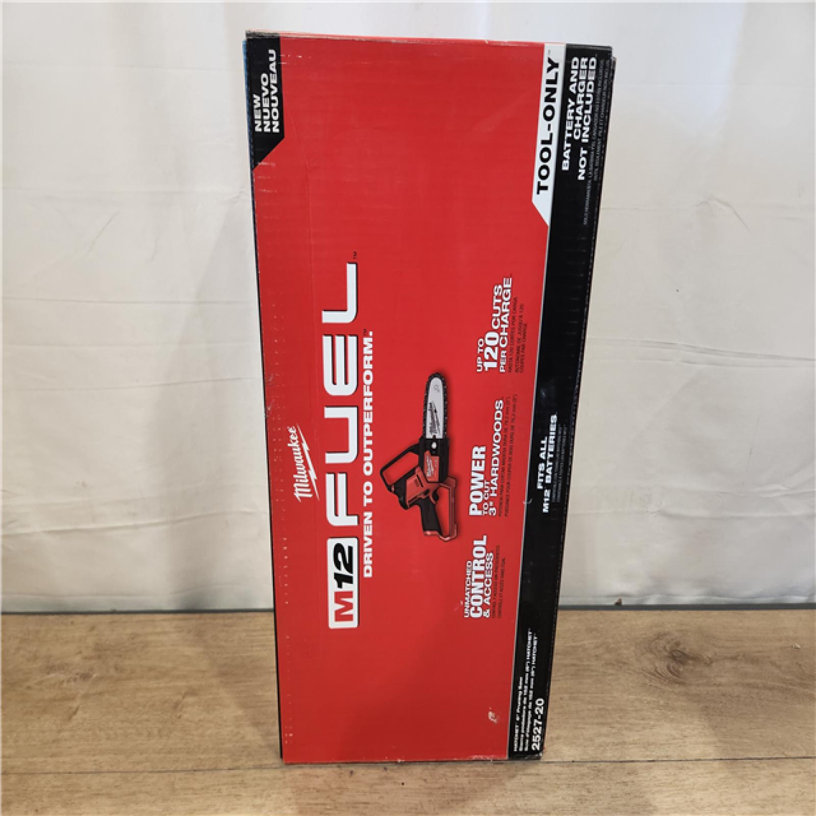 NEW- Milwaukee M12 FUEL  6 in. 12 V Battery Pruning Saw Tool Only