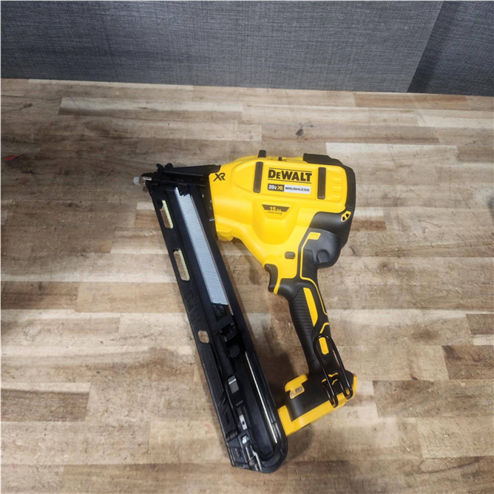 Houston Location AS-IS DEWALT Cordless 20V MAX XR Angled Finish Nailer (Tool Only)