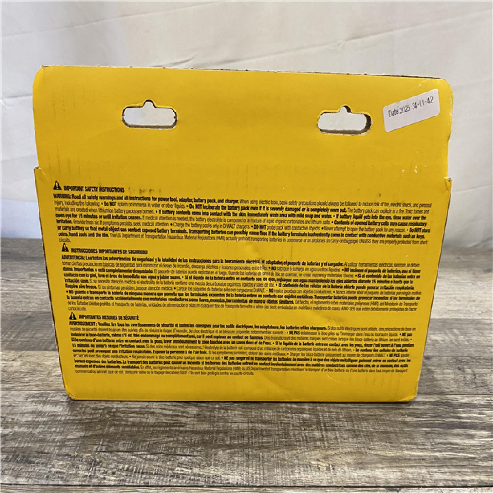 NEW - DEWALT 20V MAX Lithium-Ion Battery Starter Kit with 5.0 Ah Batteries (2-Pack) and Charger