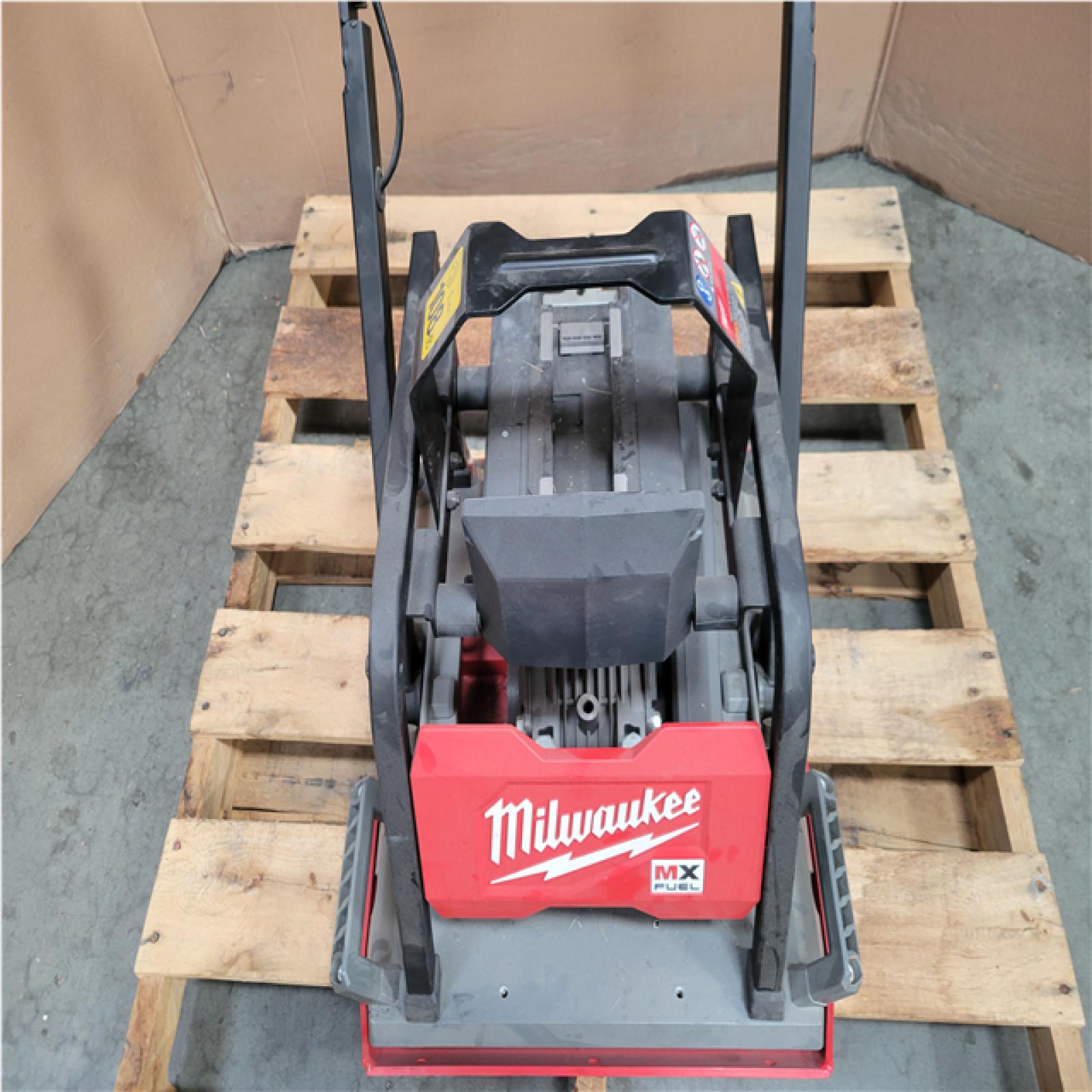 CALIFORNIA AS-IS MILWAUKEE MX FUEL PLATE COMPACTOR