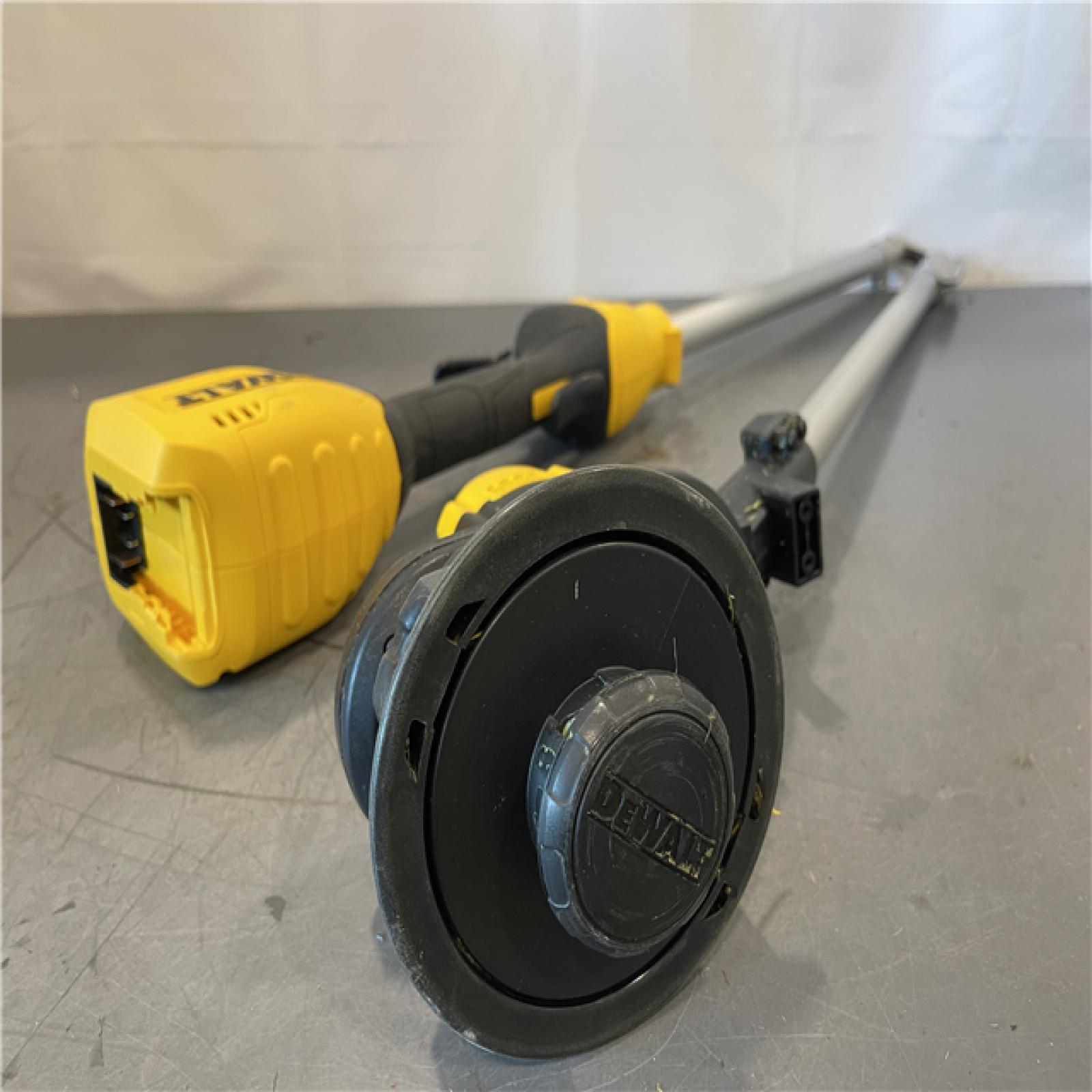 AS-IS -  DeWalt 20V MAX 13 in. Cordless Battery Powered String Trimmer Kit