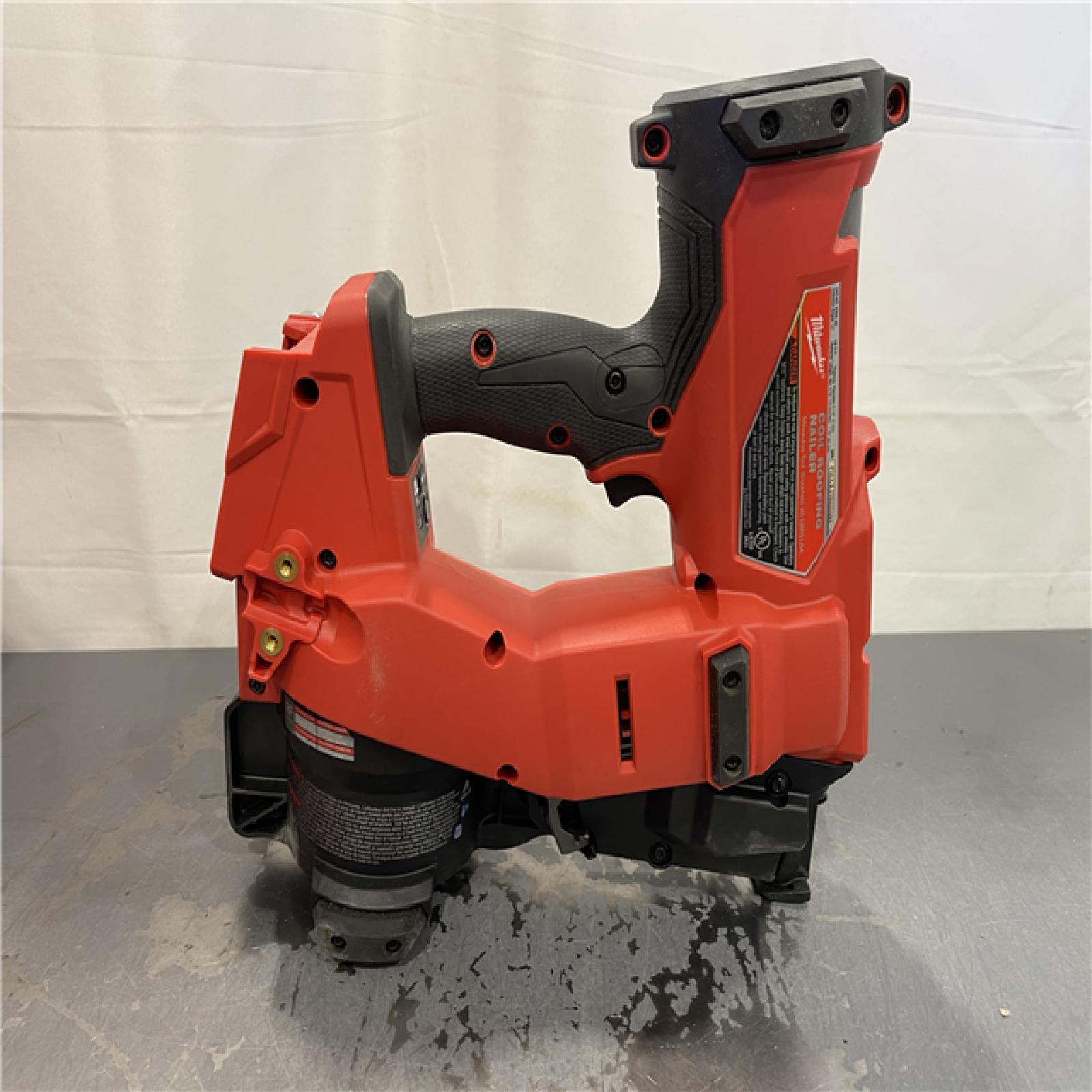 AS-IS - Milwaukee M18 FUEL 18-Volt Lithium-Ion Brushless Cordless Coil Roofing Nailer