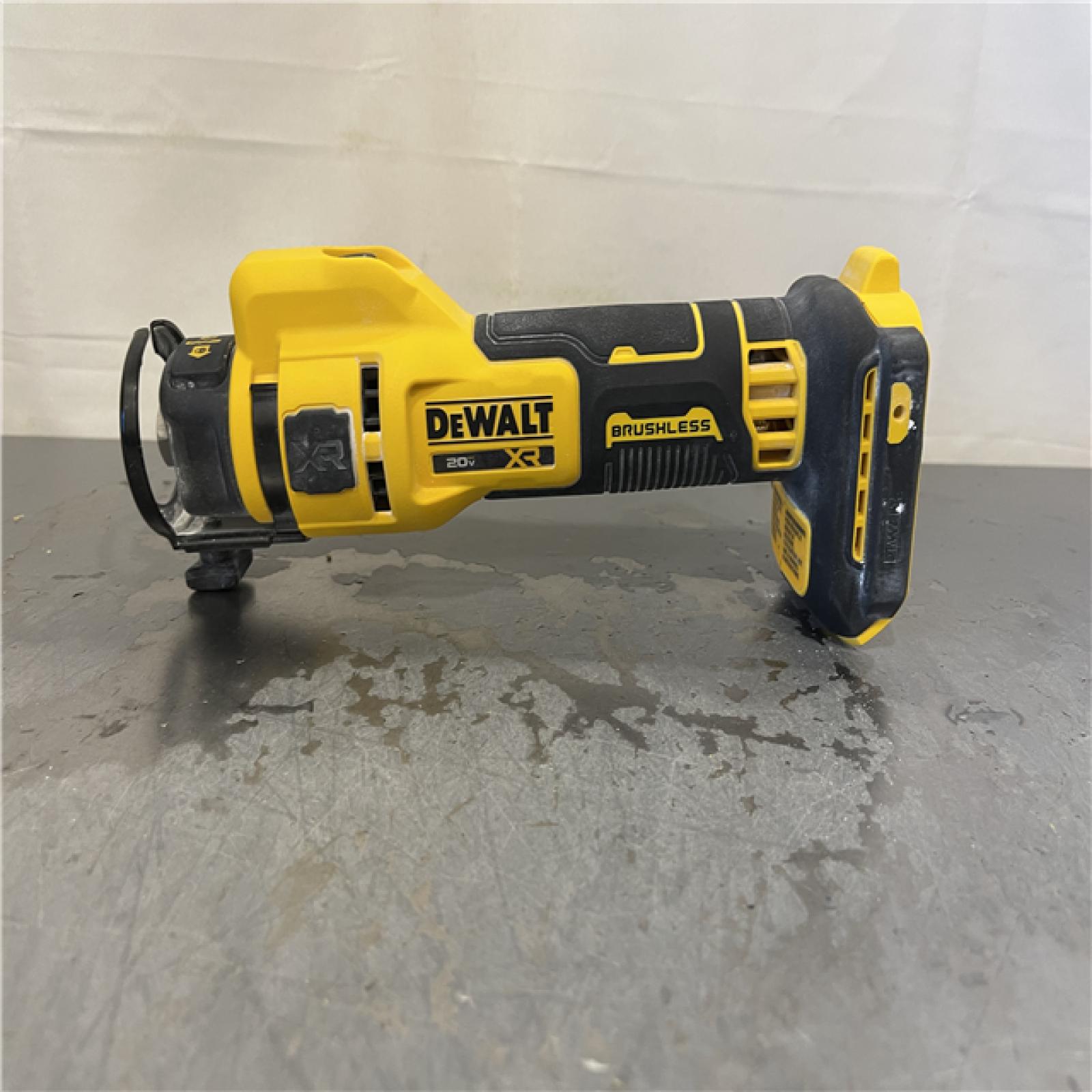 AS-IS - DEWALT XR 20V Lithium-Ion Cordless Rotary Drywall Cut-Out Tool