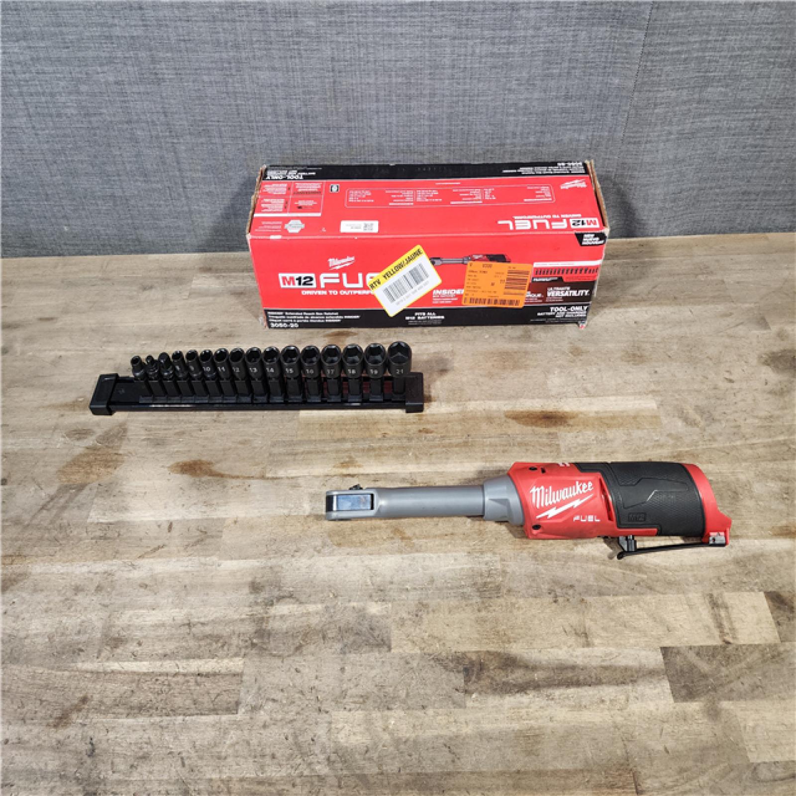 HOUSTON LOCATION - AS-IS Milwaukee M12 FUEL INSIDER Extended Reach Box Ratchet (Tool-Only)