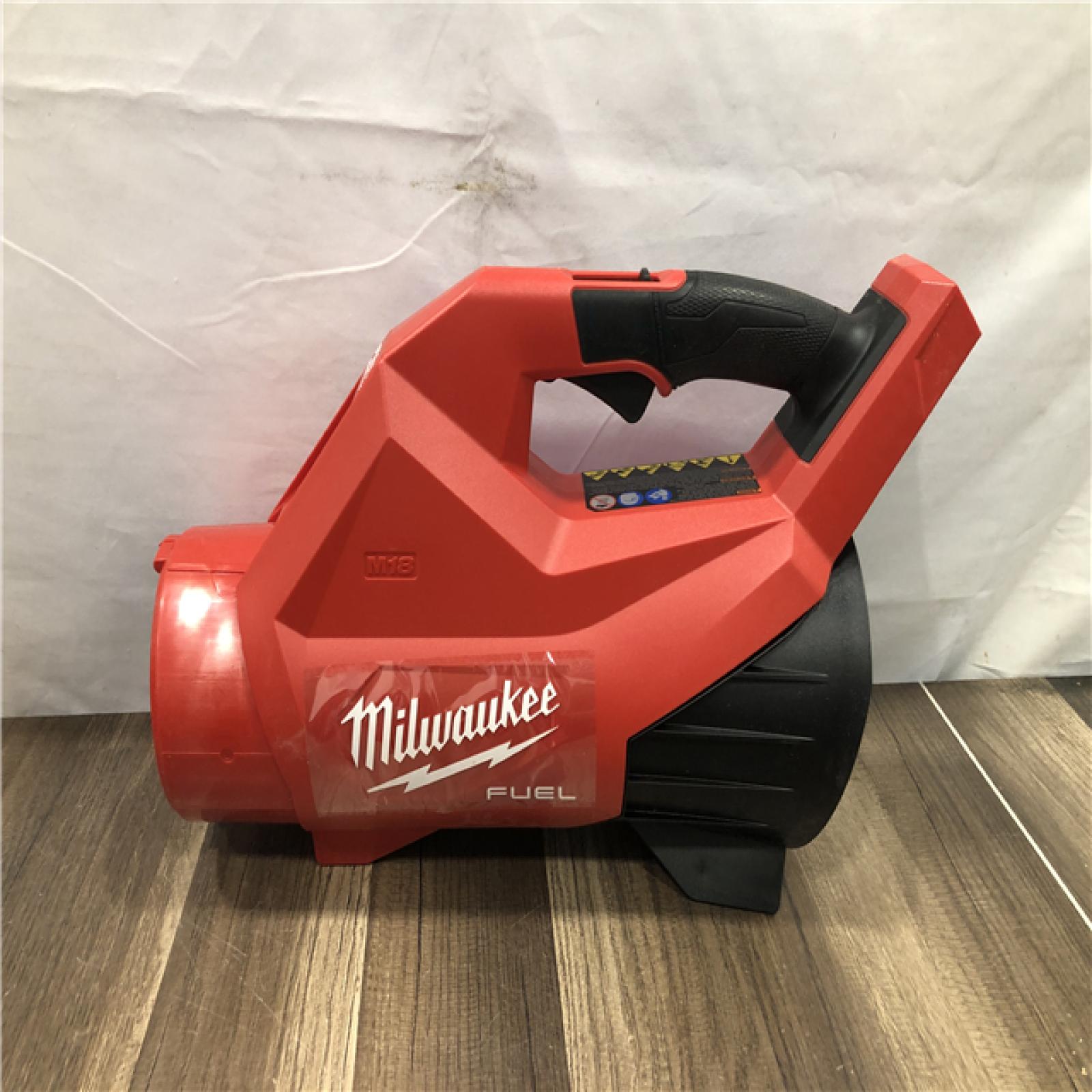 AS-IS Milwaukee FUEL 120 MPH 500 CFM 18V Brushless Cordless Battery Powered Leaf Blower Kit