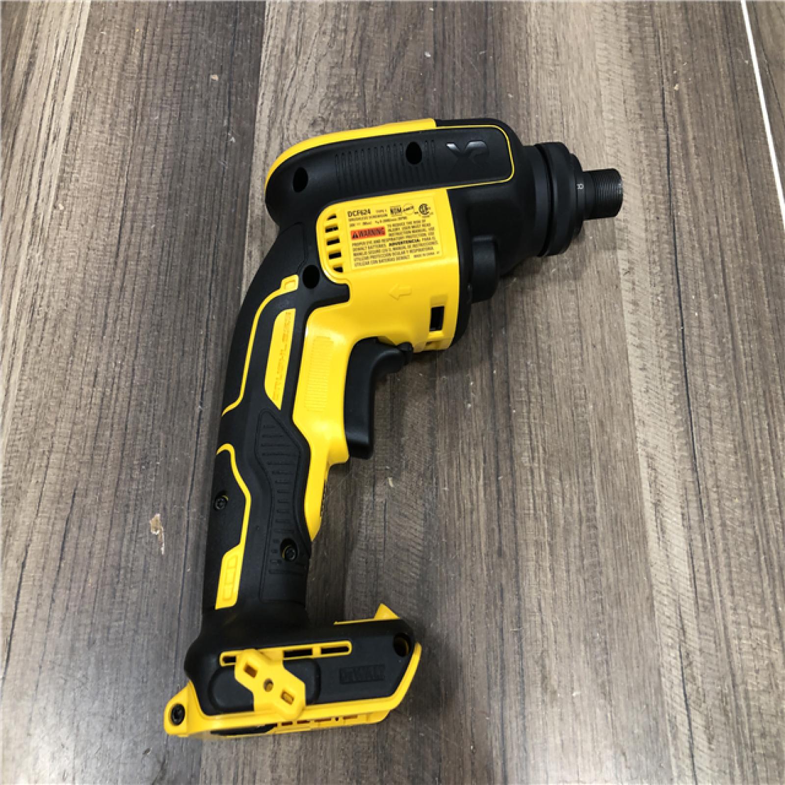 AS-IS DEWALT 20V MAX XR Cordless Brushless Drywall Screw Gun Threaded Clutch Housing (Tool Only)