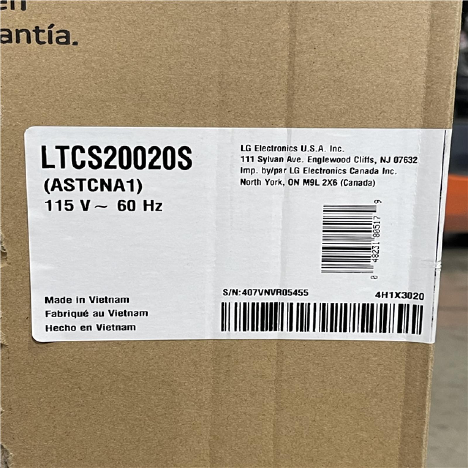 DALLAS LOCATION - LG - 20.2 Cu. Ft. Top-Freezer Refrigerator - Stainless Steel