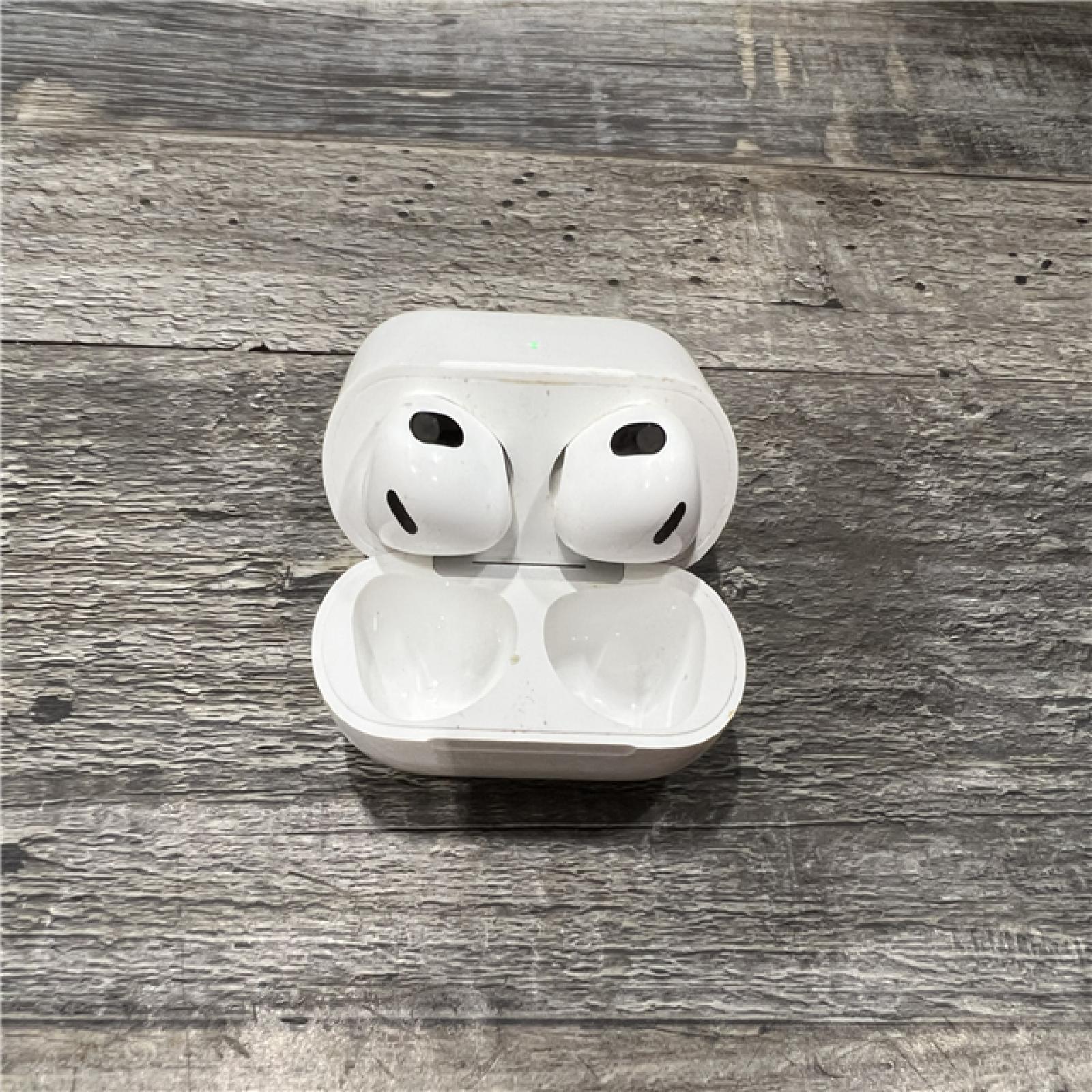 AS-IS AirPods (3rd Generation) with Lightning Charging Case