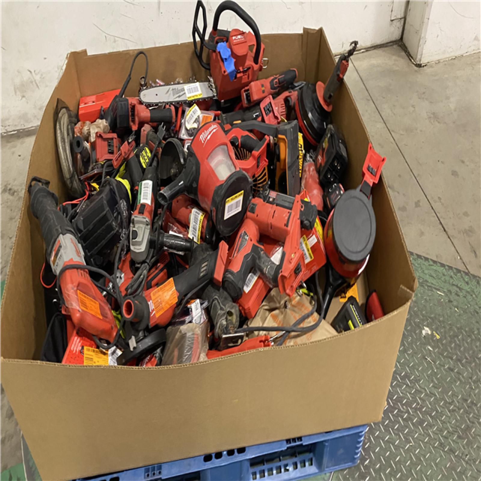 Dallas Location - As-Is Tool Pallet