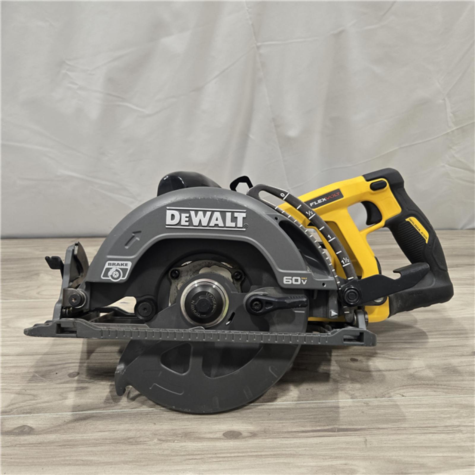 AS-IS DEWALT FLEXVOLT 60V MAX Cordless 7-1/4 in. Wormdrive Style Circular Saw (Tool Only)
