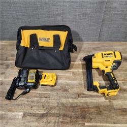 HOUSTON LOCATION - AS-IS DeWALT DCN681D1 20V MAX 18ga Cordless Brushless Narrow Crown Stapler Kit w/ BATTERY & CHARGER