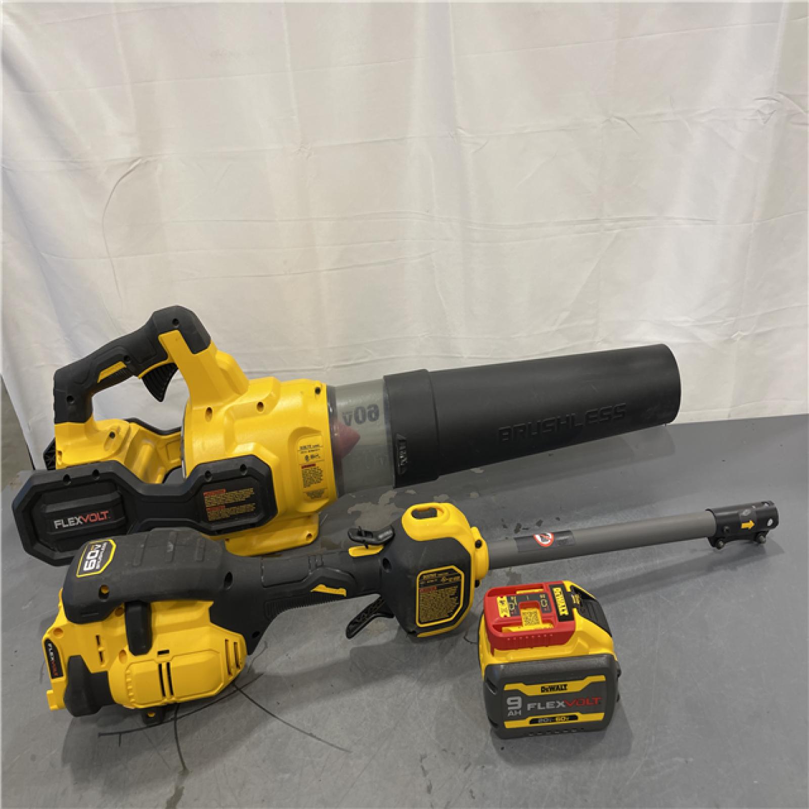 AS-IS - DeWalt LEXVOLT 60V MAX Cordless Battery Powered String Trimmer & Blower Combo Kit