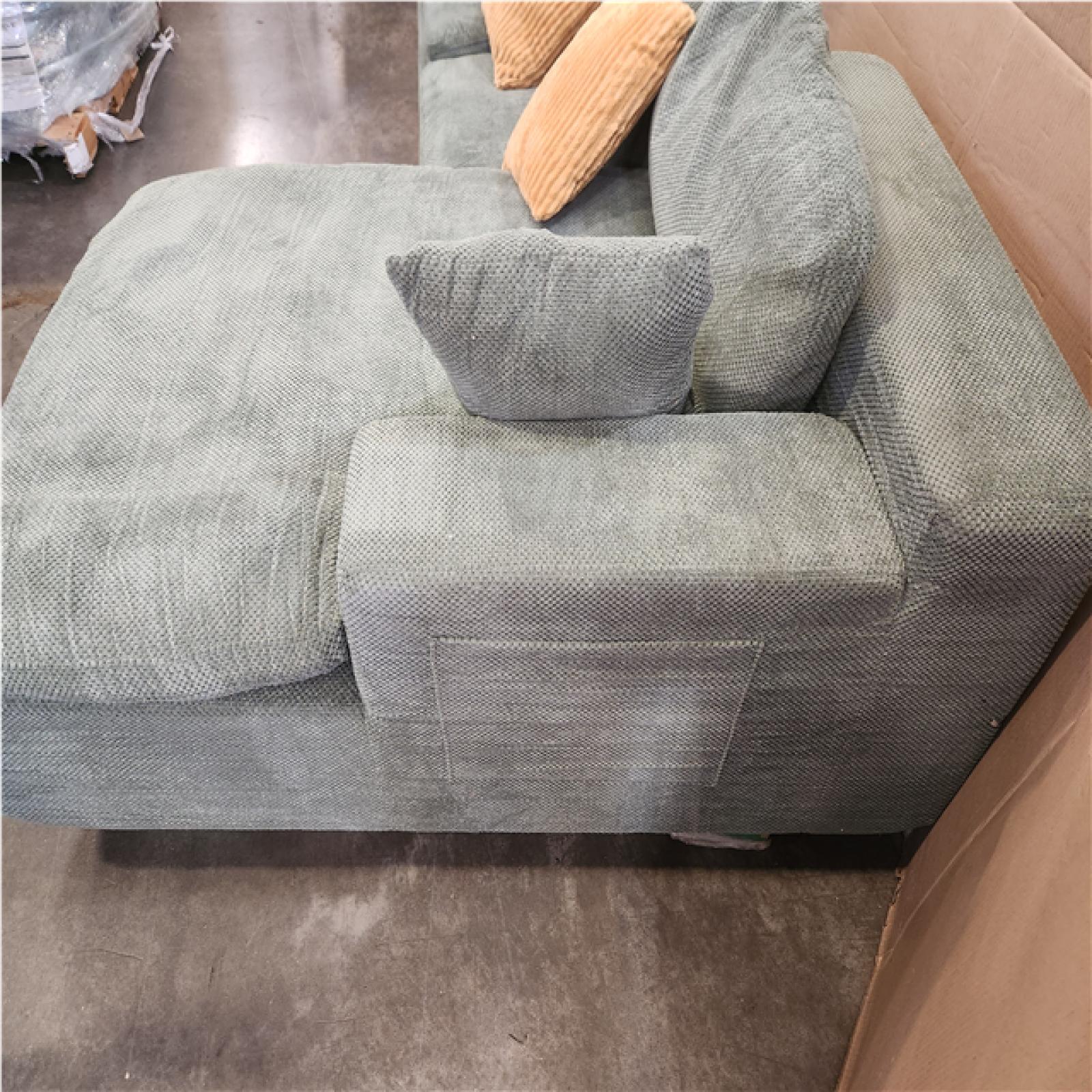 Phoenix LIKE NEW GDFSTUDIO Phoebe 108.5 in. Square Arms Polyester Blend Modular Compressed Sectional Sofa with Chaise, Storage Pocket