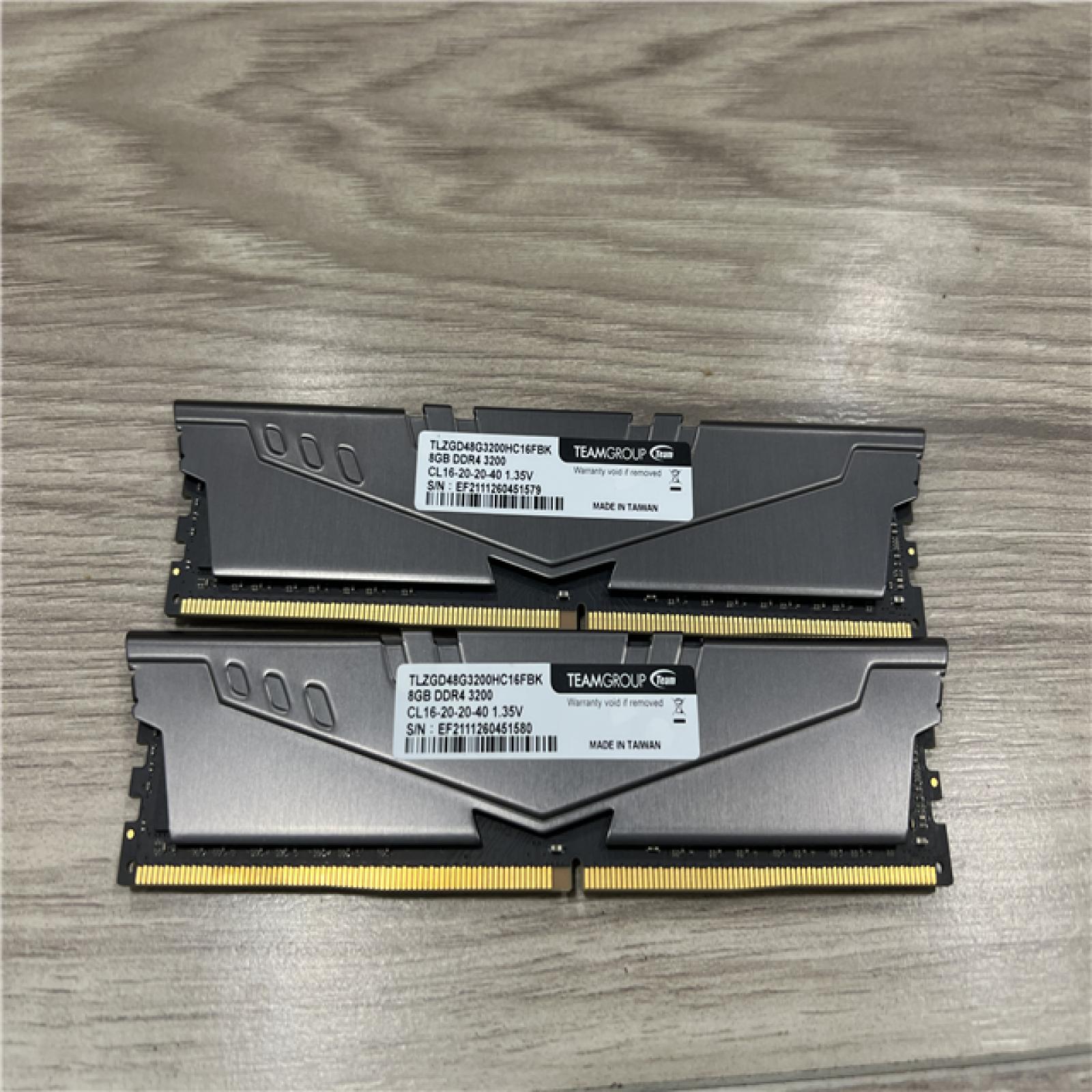 AS-IS  Teamgroup T-Force Vulcan Z 16GB (2X8GB) (TLZGD48G3200HC16FBK) GB DDR4-3200MHz (PC4-25600) CL16 1.35V