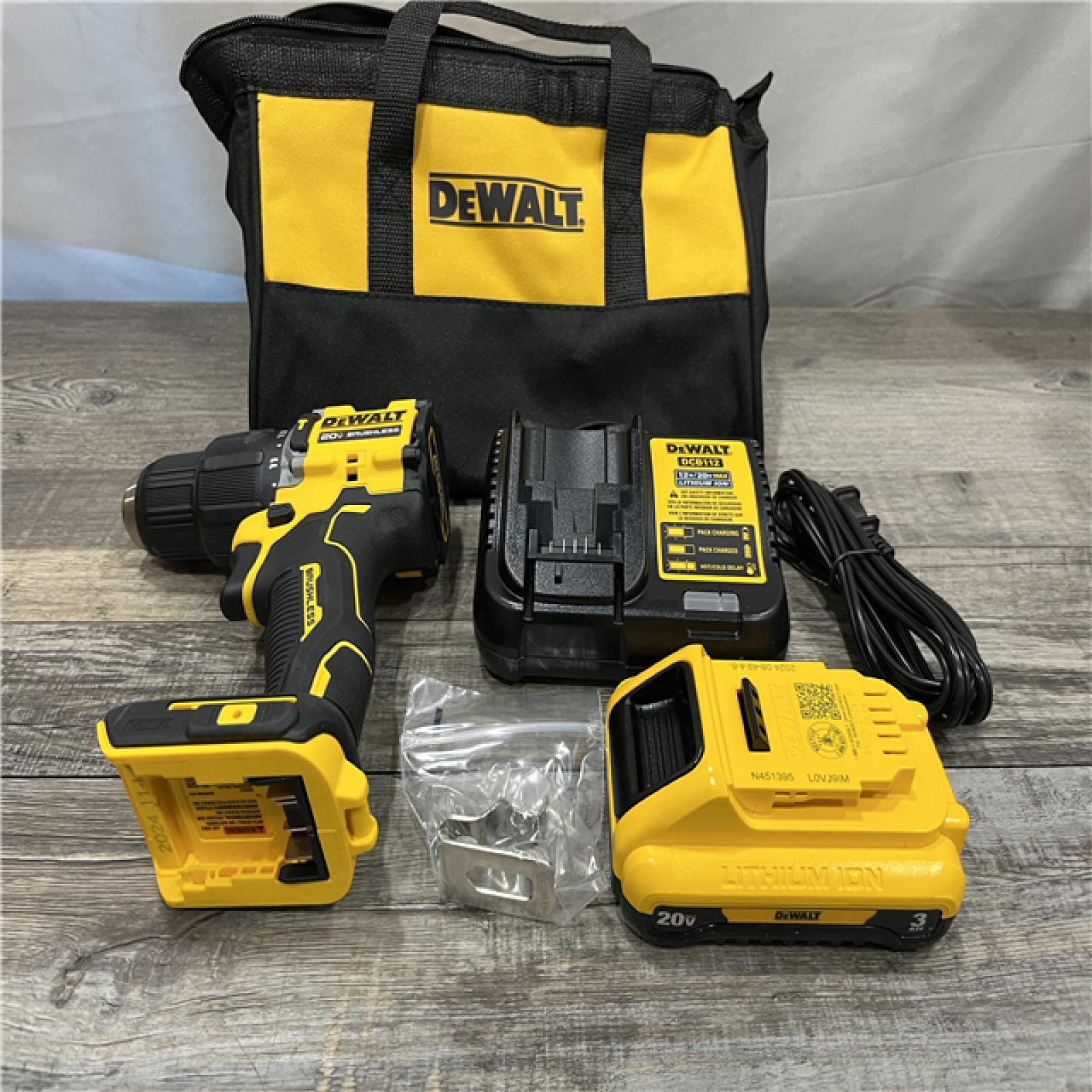 AS-IS DEWALT ATOMIC 20V Cordless 1/2 in. Compact Hammer Drill Kit